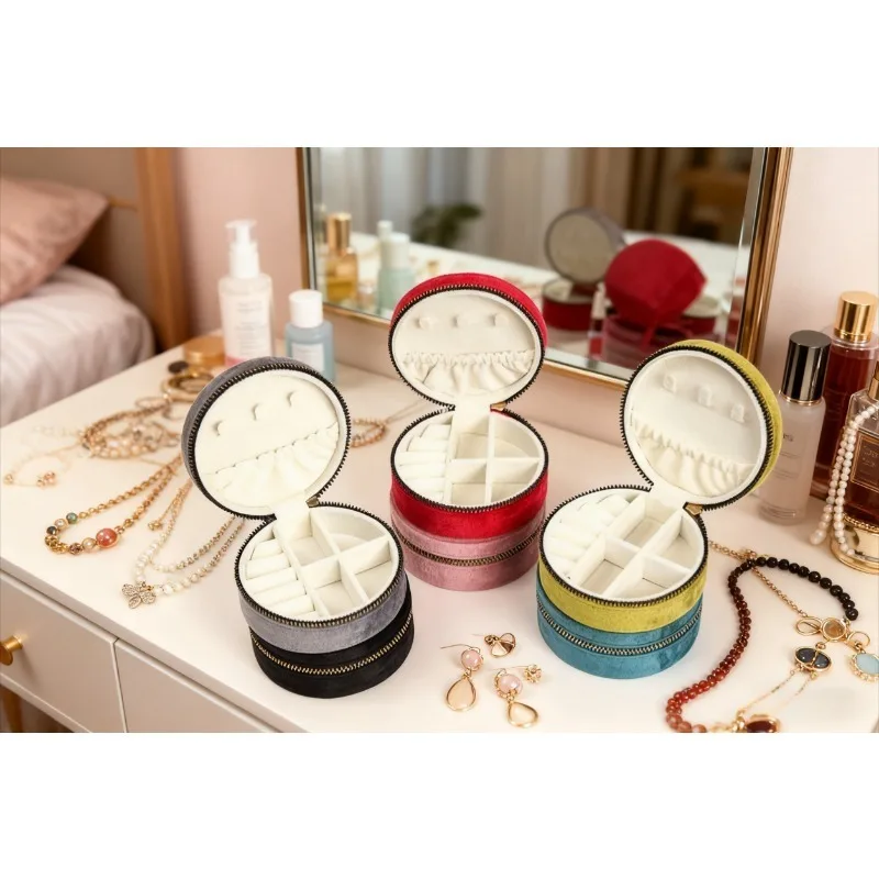 1/2pcs Zippered Jewelry Box Mini Jewelry Box Portable Jewelry Box, Suitable for Storing Necklaces Earrings and Small Accessories
1/2pcs Zippered Jewelry Box Mini Jewelry Box Portable Jewelry Box, Suitable for Storing Necklaces Earrings and Small Accessories