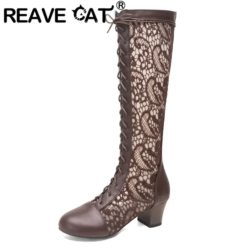Сапоги-ботфорты REAVE CAT коричневые женские, с круглым носком, на молнии и шнуровке, на каблуке 5,5 см, с дышащей сеткой, большие размеры 43, 44, 45, сексуальные ботильоны
Сапоги-ботфорты REAVE CAT коричневые женские, с круглым носком, на молнии и шнуровке, на каблуке 5,5 см, с дышащей сеткой, большие размеры 43, 44, 45, сексуальные ботильоны