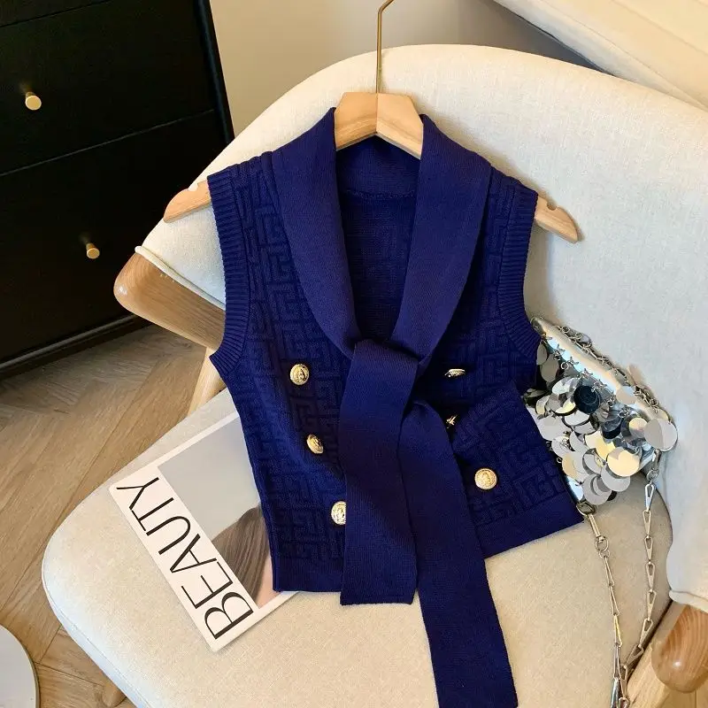 Summer New High Quality Fashion Letter Jacquard Sleeveless Knitted Tops Women V-neck Slim Elastic Elegant Tanks
Summer New High Quality Fashion Letter Jacquard Sleeveless Knitted Tops Women V-neck Slim Elastic Elegant Tanks