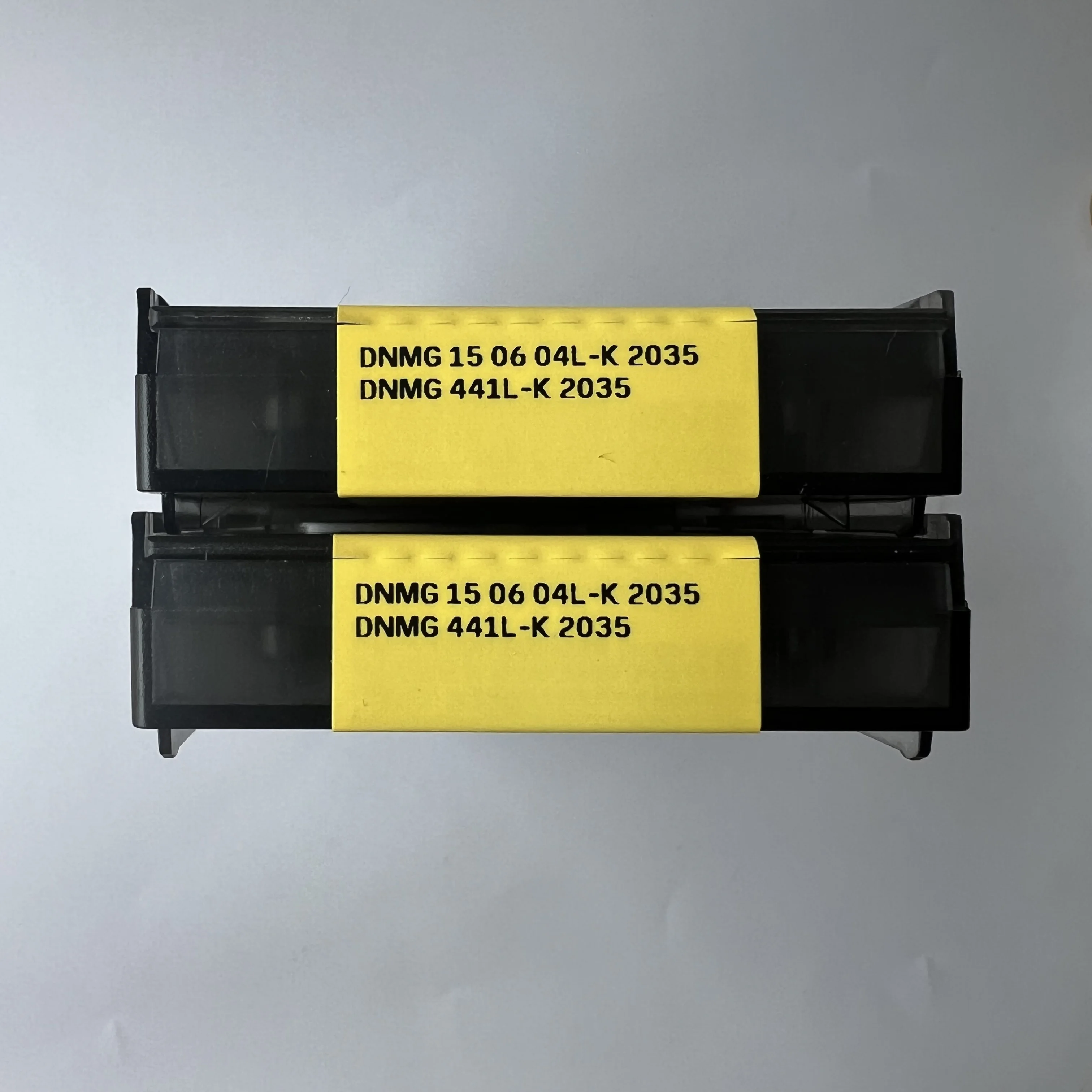 10pcs/box Metal Cutting Tool DNMG150604L-K 2035/DNMG150604R-K 2035/DNMG150604R-K 4415/DNMG150604R-K 4425
10pcs/box Metal Cutting Tool DNMG150604L-K 2035/DNMG150604R-K 2035/DNMG150604R-K 4415/DNMG150604R-K 4425