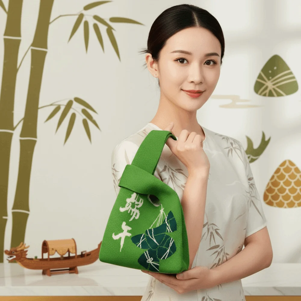Hand-held Pouch Loong Boat Festival Pouch Crochet Storage Purse Bamboo Printed Knitted Wrist Bag Elegant Temperament
Hand-held Pouch Loong Boat Festival Pouch Crochet Storage Purse Bamboo Printed Knitted Wrist Bag Elegant Temperament