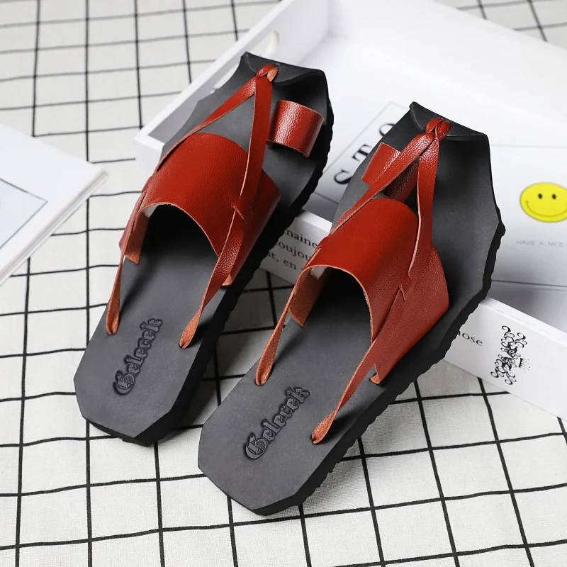 Мужские шлепанцы из ПУ, повседневные пляжные сандалии для дома и улицы, легкие, модные, с закрытым носком, нескользящие
Мужские шлепанцы из ПУ, повседневные пляжные сандалии для дома и улицы, легкие, модные, с закрытым носком, нескользящие