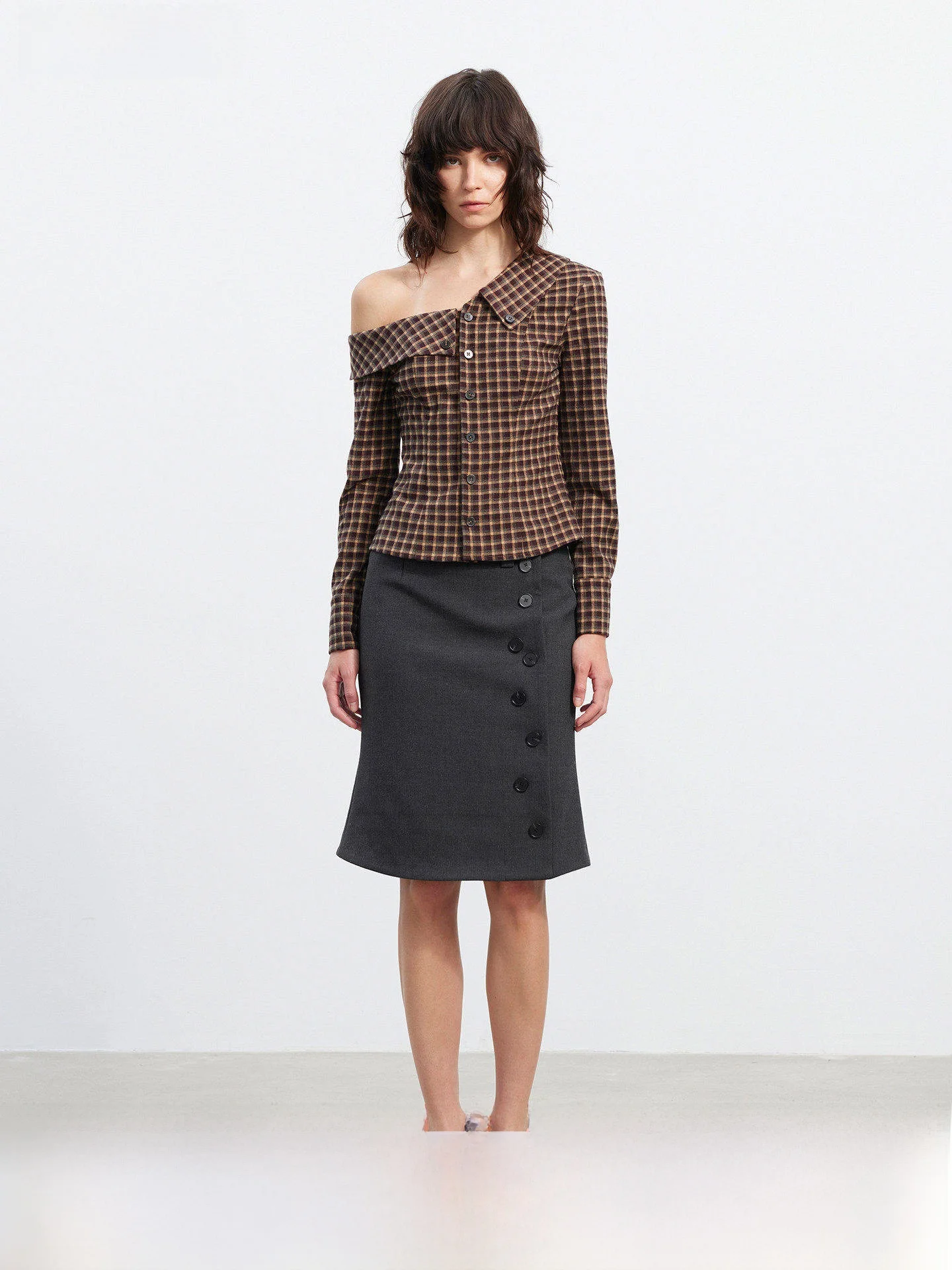 AFTADAWN Retro Plaid Asymmetric 3D Tailoring Shoulder Bared Long Sleeve Shirt Top Women's Fashion Polyester Blend Short Length
AFTADAWN Retro Plaid Asymmetric 3D Tailoring Shoulder Bared Long Sleeve Shirt Top Women's Fashion Polyester Blend Short Length