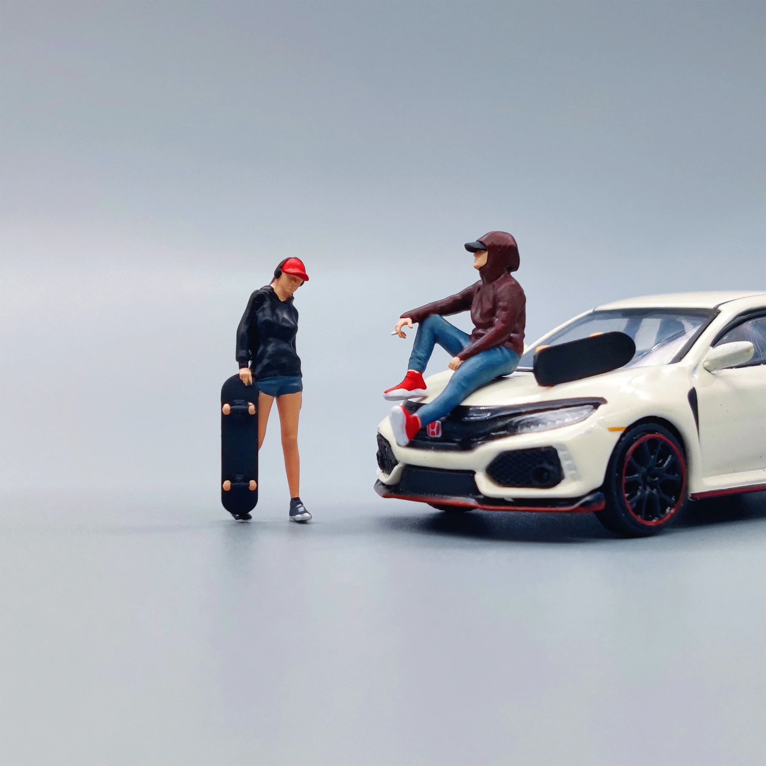 GX Diorama 1/64 Scale Mini Figures Diorama Skateboarding Men and Women Collection Miniatures
GX Diorama 1/64 Scale Mini Figures Diorama Skateboarding Men and Women Collection Miniatures