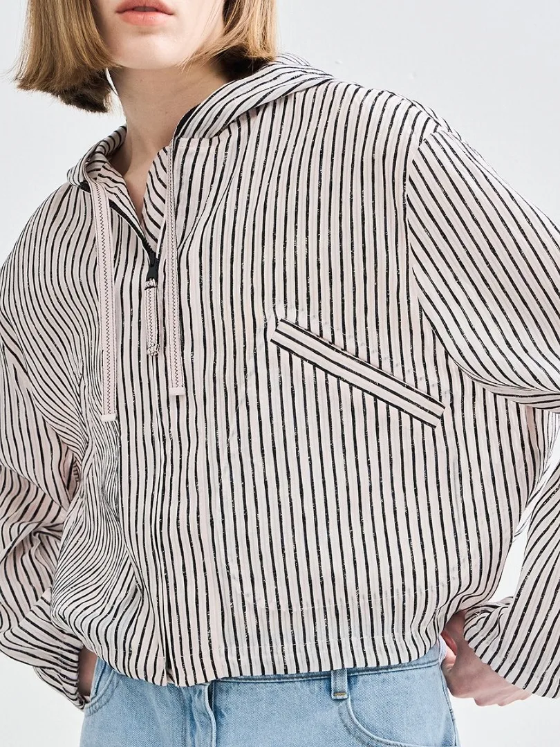 Simple Korean Brand RHMY25 Spring Hit Loose Fit Slimming Stripe ort Length Sun Protection Jaet Casual Commute Sle 
Simple Korean Brand RHMY25 Spring Hit Loose Fit Slimming Stripe ort Length Sun Protection Jaet Casual Commute Sle