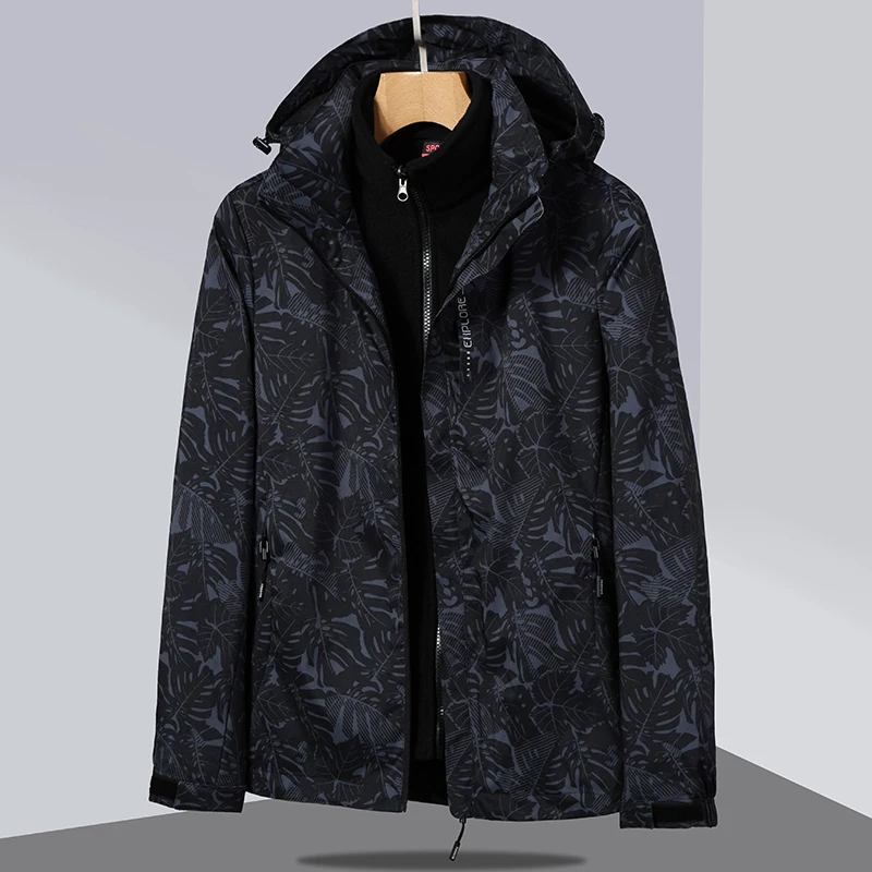 Autumn and winter couple camouflage maple leaf assault suit men's three in one detachable waterproof and warm two-piece jacket
Autumn and winter couple camouflage maple leaf assault suit men's three in one detachable waterproof and warm two-piece jacket
