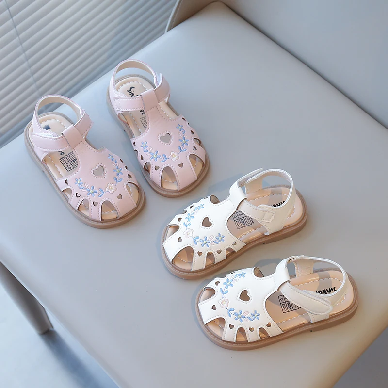 Summer Baby Girls Sandals Cut-Outs Lace Princess Shoes Children Sandals Anti Slip Soft Sole Toddler Kids Beach Shoes Size 21-30
Summer Baby Girls Sandals Cut-Outs Lace Princess Shoes Children Sandals Anti Slip Soft Sole Toddler Kids Beach Shoes Size 21-30
