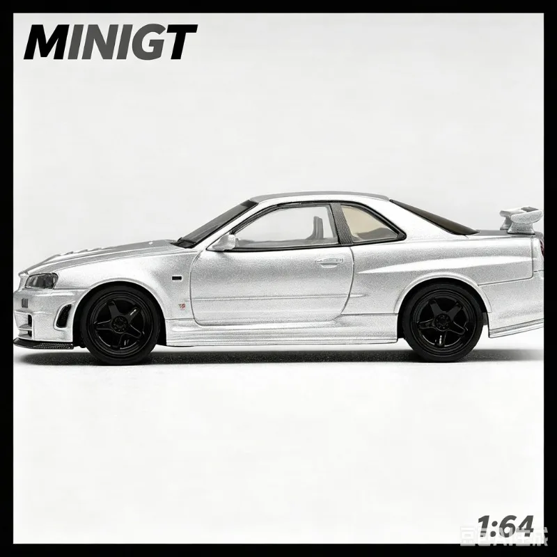 MINIGT 1:64 Nissan R34 Z-Tune Die Cast Alloy Car Model # 1329 Male Gift Desktop Ornament Collection.
MINIGT 1:64 Nissan R34 Z-Tune Die Cast Alloy Car Model # 1329 Male Gift Desktop Ornament Collection.