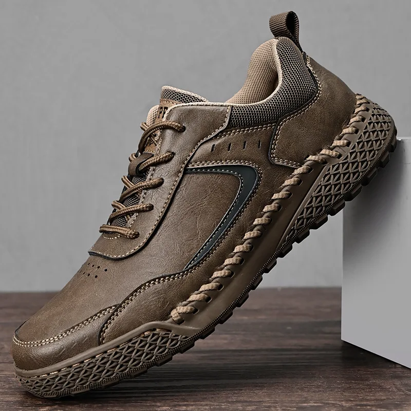 Korean Version of Men's Sneaker Genuine Leather Casual Shoes Anti-slip Soft-soled Men's Shoes British-style Trendy Leather Shoes
Korean Version of Men's Sneaker Genuine Leather Casual Shoes Anti-slip Soft-soled Men's Shoes British-style Trendy Leather Shoes