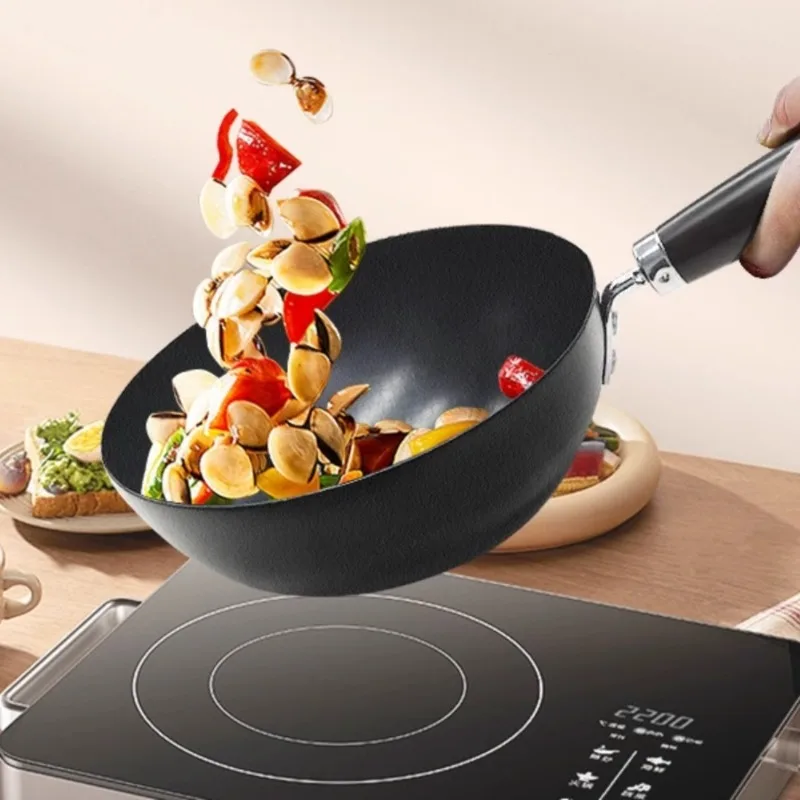Household 20cm non stick pan for one person to eat, small stir fry pan for stir frying, and iron pan for stir frying
Household 20cm non stick pan for one person to eat, small stir fry pan for stir frying, and iron pan for stir frying