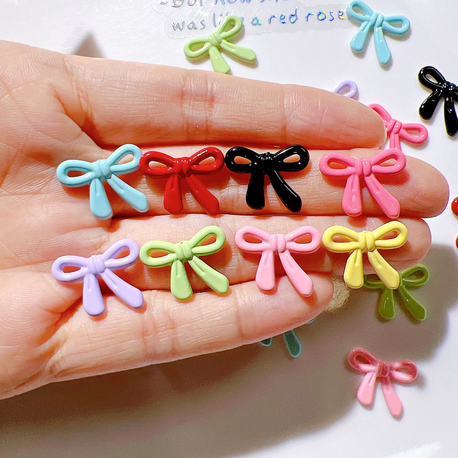 50Pcs Color Bright Small Bow Planar Resin Patch Accessories DIY Earring Hair Clip Making Supplies Jewelry Crafts Decor Materials
50Pcs Color Bright Small Bow Planar Resin Patch Accessories DIY Earring Hair Clip Making Supplies Jewelry Crafts Decor Materials