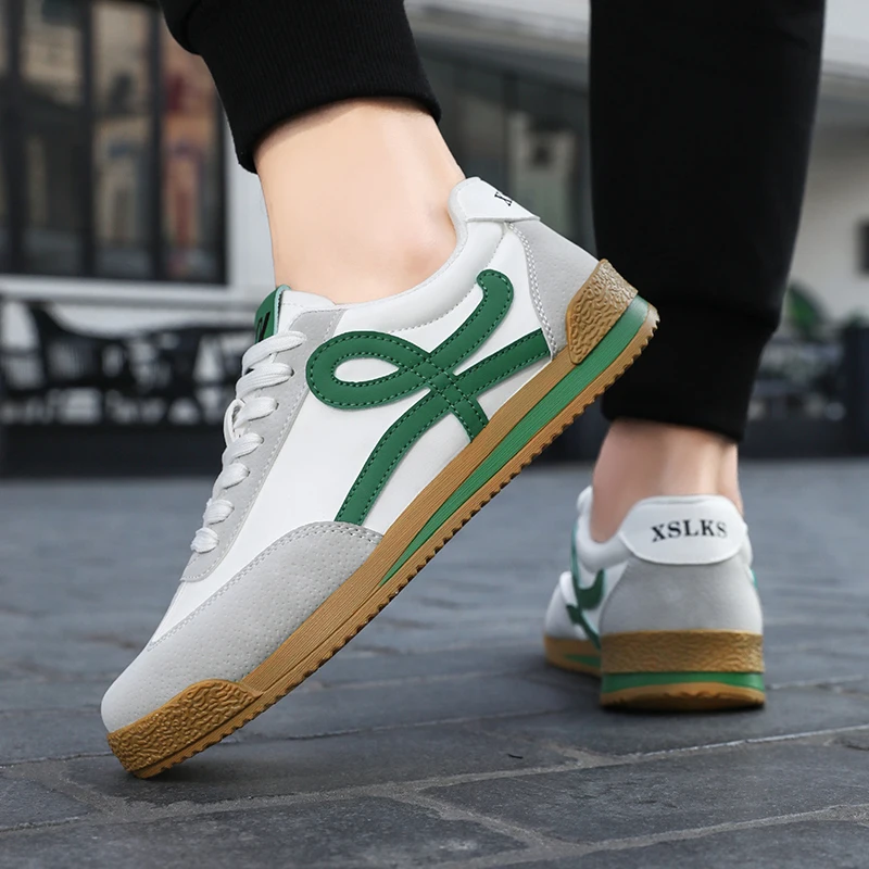 2023 весенняя новая дышащая модная модная удобная повседневная спортивная мужская обувь с низким вырезом на толстой подошве, тренд 
2023 весенняя новая дышащая модная модная удобная повседневная спортивная мужская обувь с низким вырезом на толстой подошве, тренд