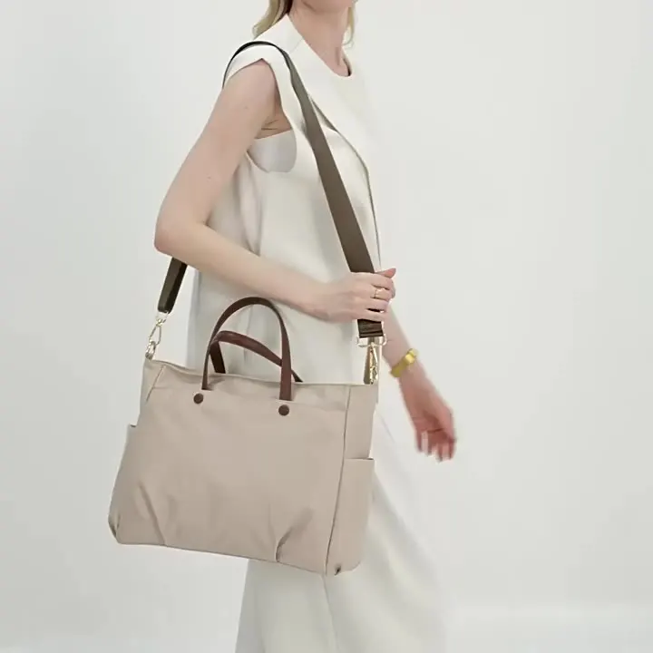 Portable Large Capacity Briefcase 16 inches Laptop Bag Women's Lightweight Commuting Bag Single Shoulder Bag Crossbody Tote Bag
Portable Large Capacity Briefcase 16 inches Laptop Bag Women's Lightweight Commuting Bag Single Shoulder Bag Crossbody Tote Bag