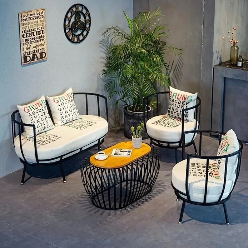 Wrought iron sofa, booth cafe, milk tea shop, bar
Wrought iron sofa, booth cafe, milk tea shop, bar