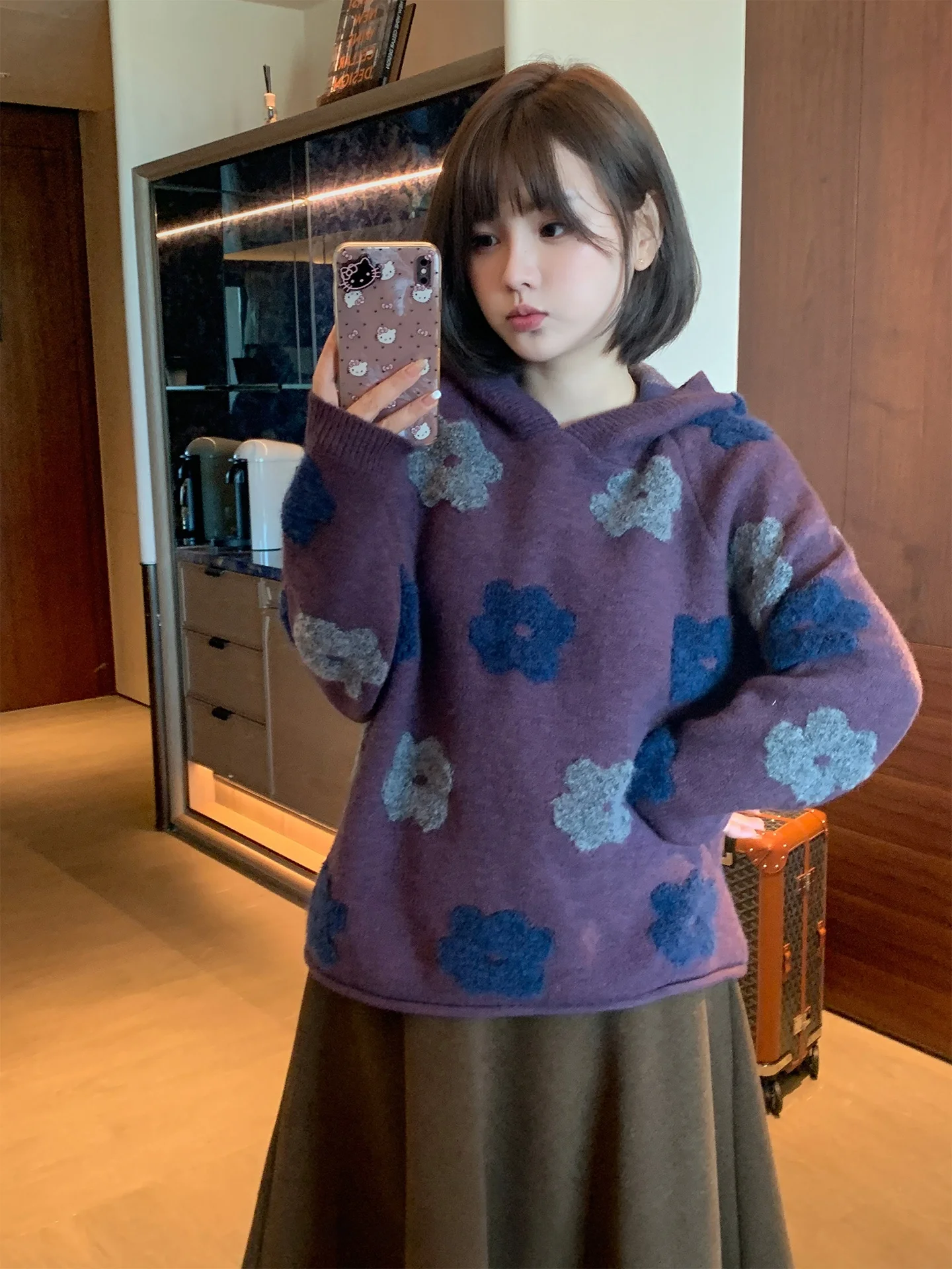 plus Size Winter Knitted Hat Purple 3D Floral Embroidery Loose Fit Slimming Top for Women Casual Style Long Sleeve Crew Neck
plus Size Winter Knitted Hat Purple 3D Floral Embroidery Loose Fit Slimming Top for Women Casual Style Long Sleeve Crew Neck