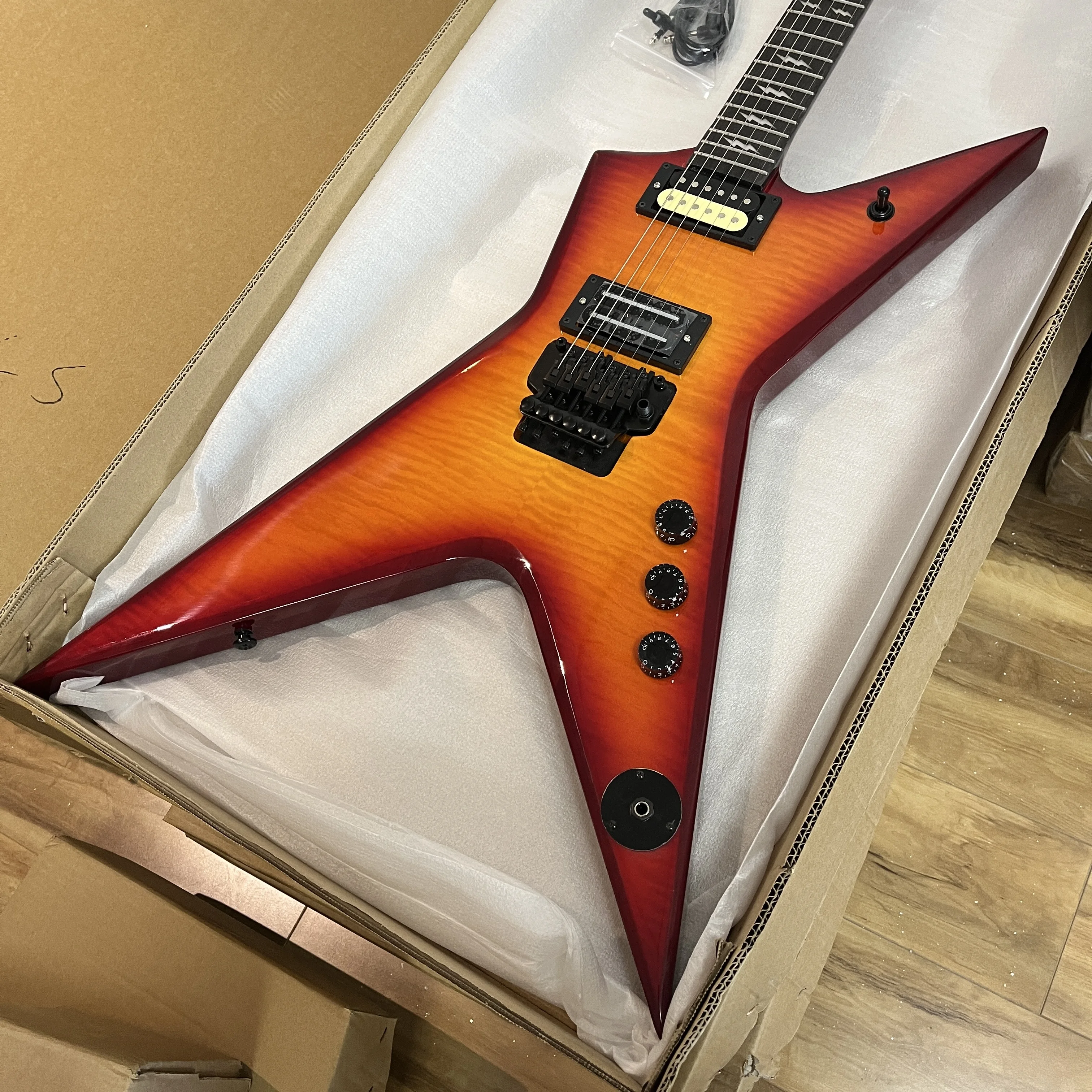 Custom Dimebag Darrell Cherry Flame Maple Veneer Floydrose vibrato Stealth Electric Guitar-Themed Gift Free Shipping
Custom Dimebag Darrell Cherry Flame Maple Veneer Floydrose vibrato Stealth Electric Guitar-Themed Gift Free Shipping