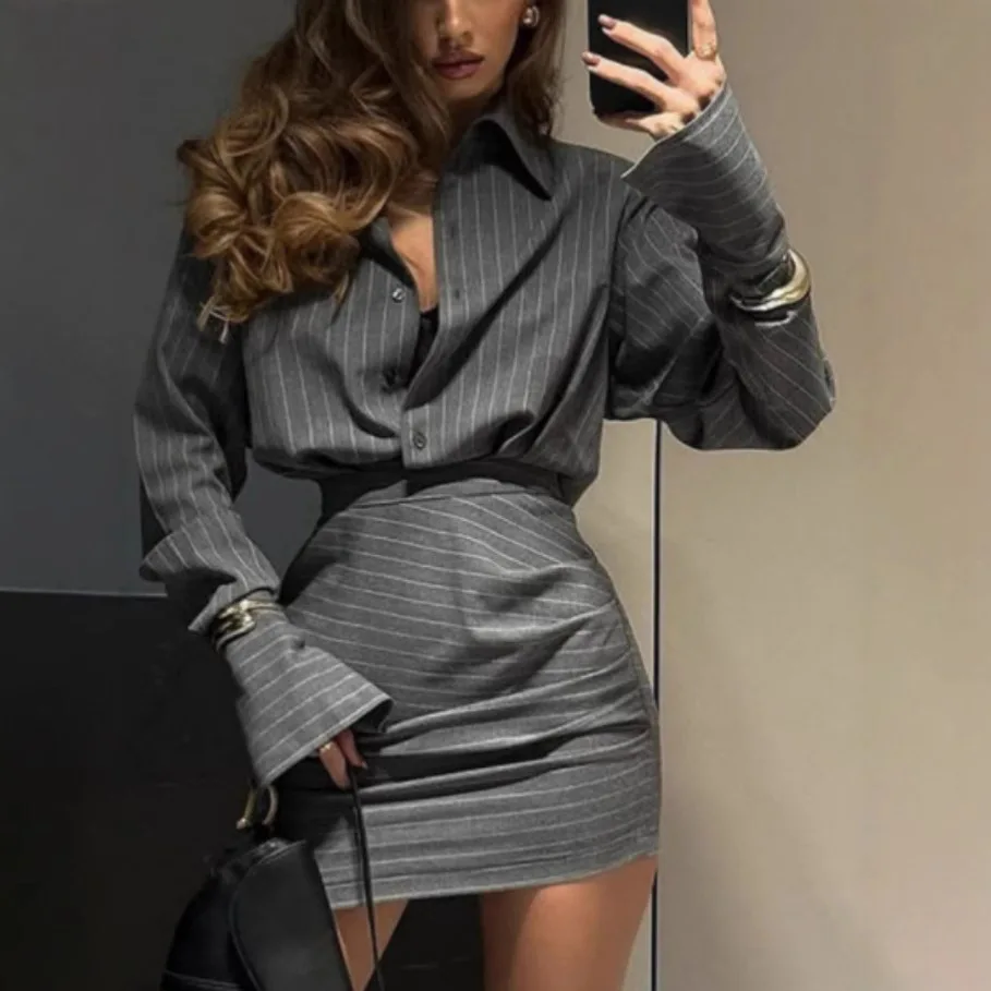 Elegant Striped Shirt Skirts Set Women's Slim Single Breasted Blouse Hip Package Short Skirt 2026 Spring New Female Chic Outfits
Elegant Striped Shirt Skirts Set Women's Slim Single Breasted Blouse Hip Package Short Skirt 2026 Spring New Female Chic Outfits
