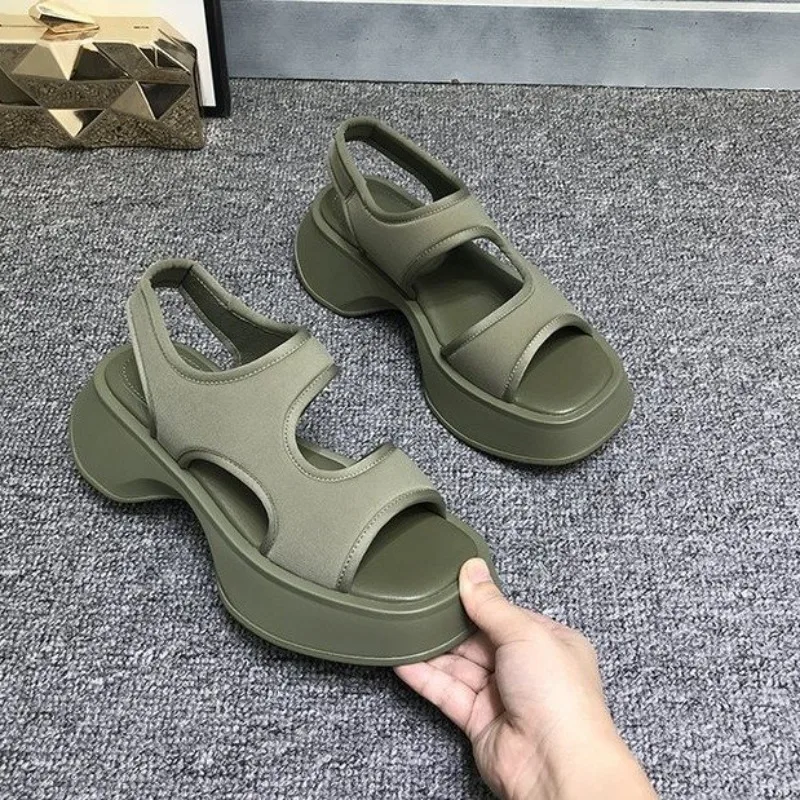 Women's Platform Sandals Open Toe Hollow Out Design Non-slip Wedge Heel Casual Shoes for Summer Streetwear
Women's Platform Sandals Open Toe Hollow Out Design Non-slip Wedge Heel Casual Shoes for Summer Streetwear