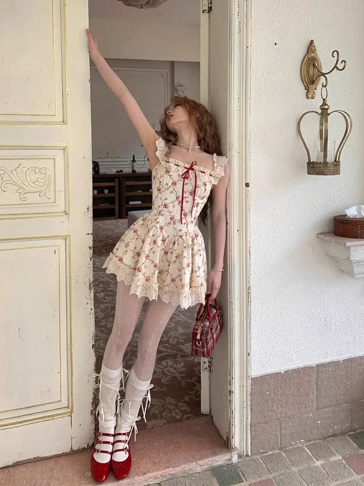 HOUZHOU Prairie Chic Floral Spaghetti-Strap Dress French Style Lace Ball Gown Kawaii Sweet Bow Mini Dress Spring Summer Cardigan
HOUZHOU Prairie Chic Floral Spaghetti-Strap Dress French Style Lace Ball Gown Kawaii Sweet Bow Mini Dress Spring Summer Cardigan