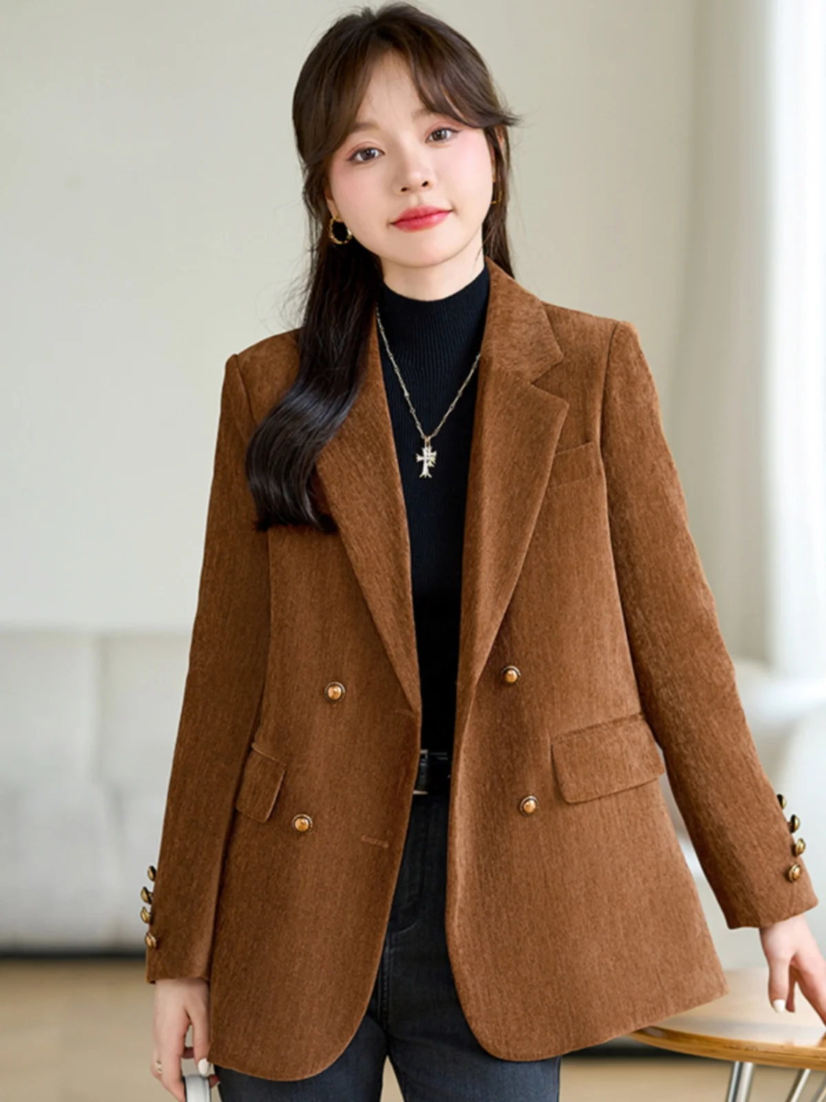 Slimming Pure Color Double Breasted Suit Jacket Women's Autumn Winter Loose Fit Long Sleeve Professional Style Top
Slimming Pure Color Double Breasted Suit Jacket Women's Autumn Winter Loose Fit Long Sleeve Professional Style Top