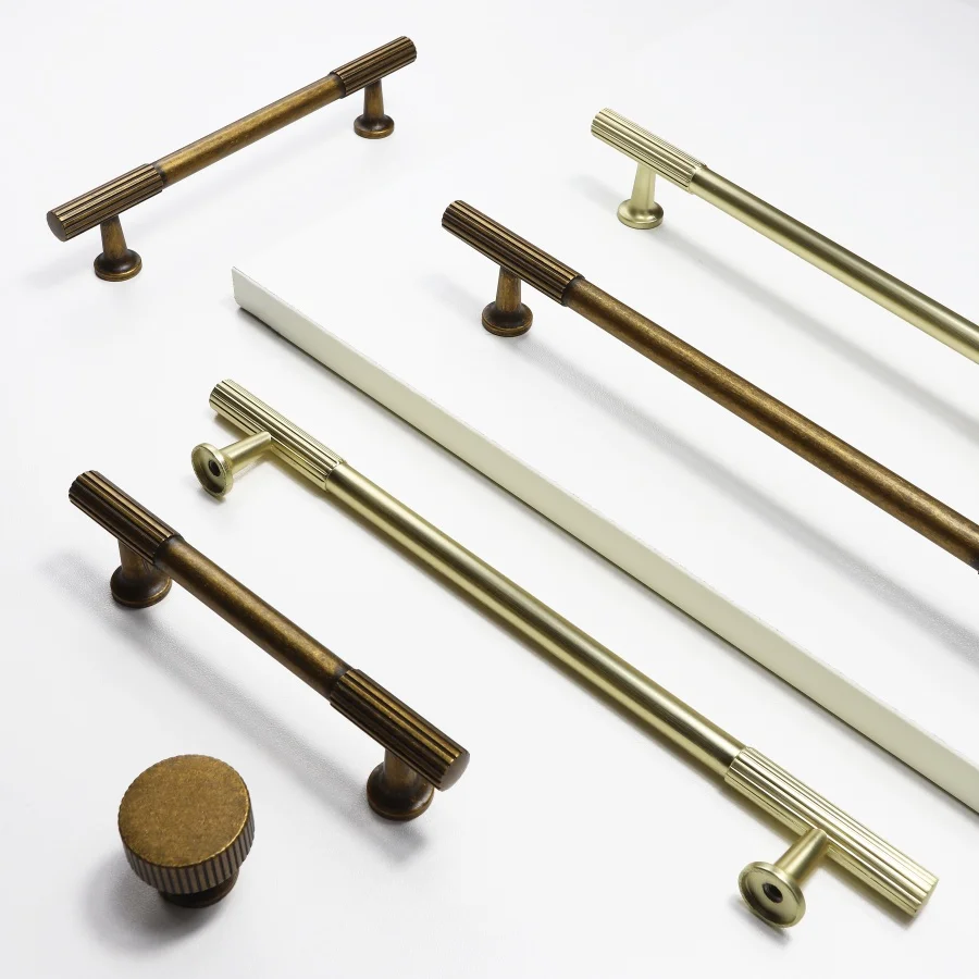 Modern Solid Zinc alloy Furniture Handles for Cabinets and Drawers Luxury Wardrobe Dresser Cupboard Drawers Knobs and Handles
Modern Solid Zinc alloy Furniture Handles for Cabinets and Drawers Luxury Wardrobe Dresser Cupboard Drawers Knobs and Handles