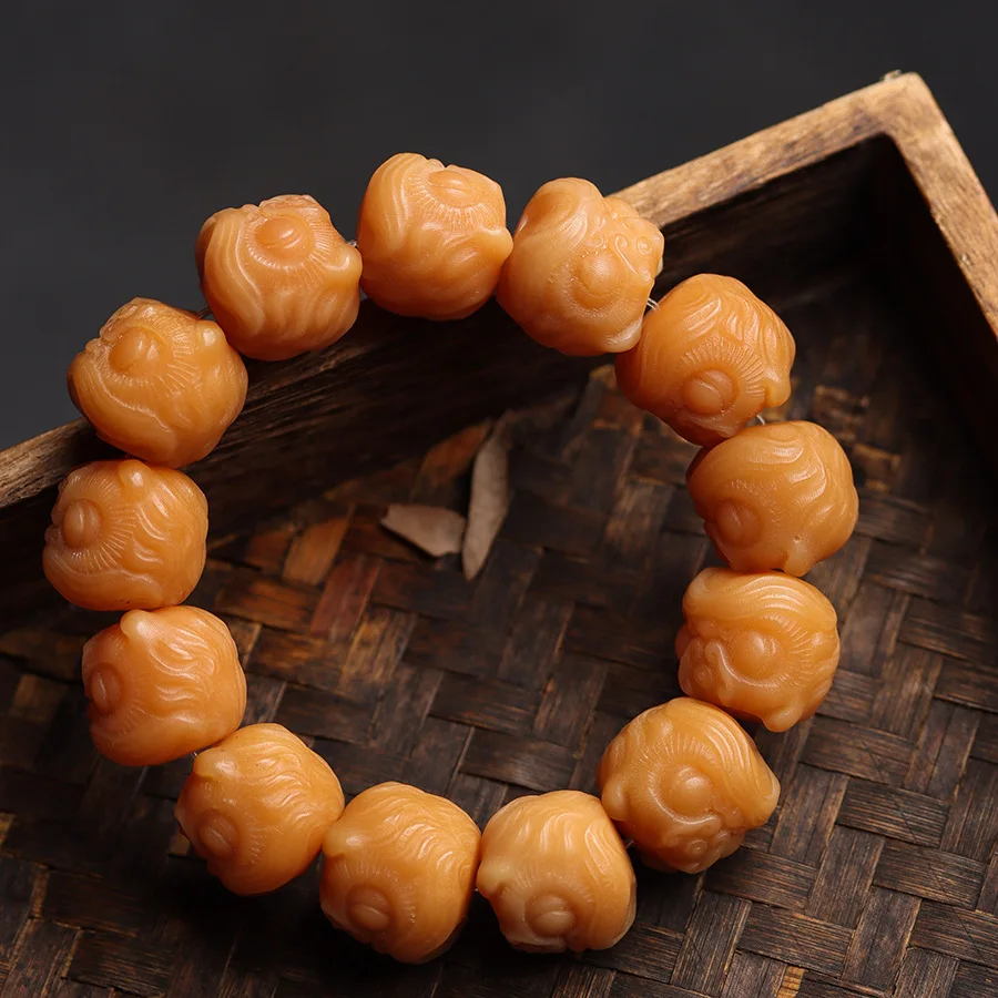 Bodhi Root Essence Carving Awakening Lion Weathered Bodhi Separation Beads with Bead Accessories Diy Vintage Buddha Handstring
Bodhi Root Essence Carving Awakening Lion Weathered Bodhi Separation Beads with Bead Accessories Diy Vintage Buddha Handstring