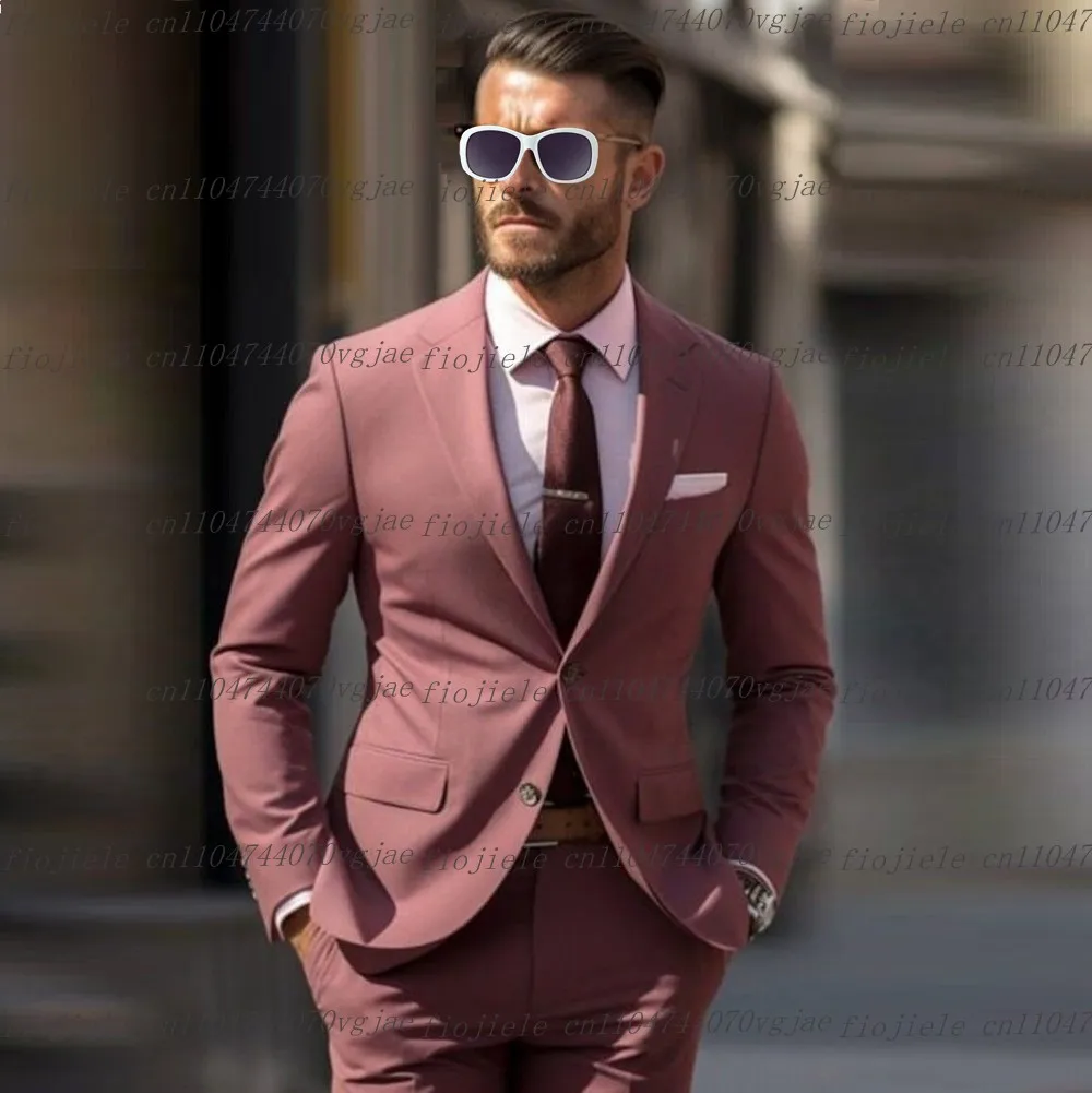 Темно-розовый мужской костюм по индивидуальному заказу для торжественных случаев, свадебной вечеринки, жениха, жениха, делового выпускного вечера, мужские смокинги, комплект из 2 предметов, куртка, брюки
Темно-розовый мужской костюм по индивидуальному заказу для торжественных случаев, свадебной вечеринки, жениха, жениха, делового выпускного вечера, мужские смокинги, комплект из 2 предметов, куртка, брюки