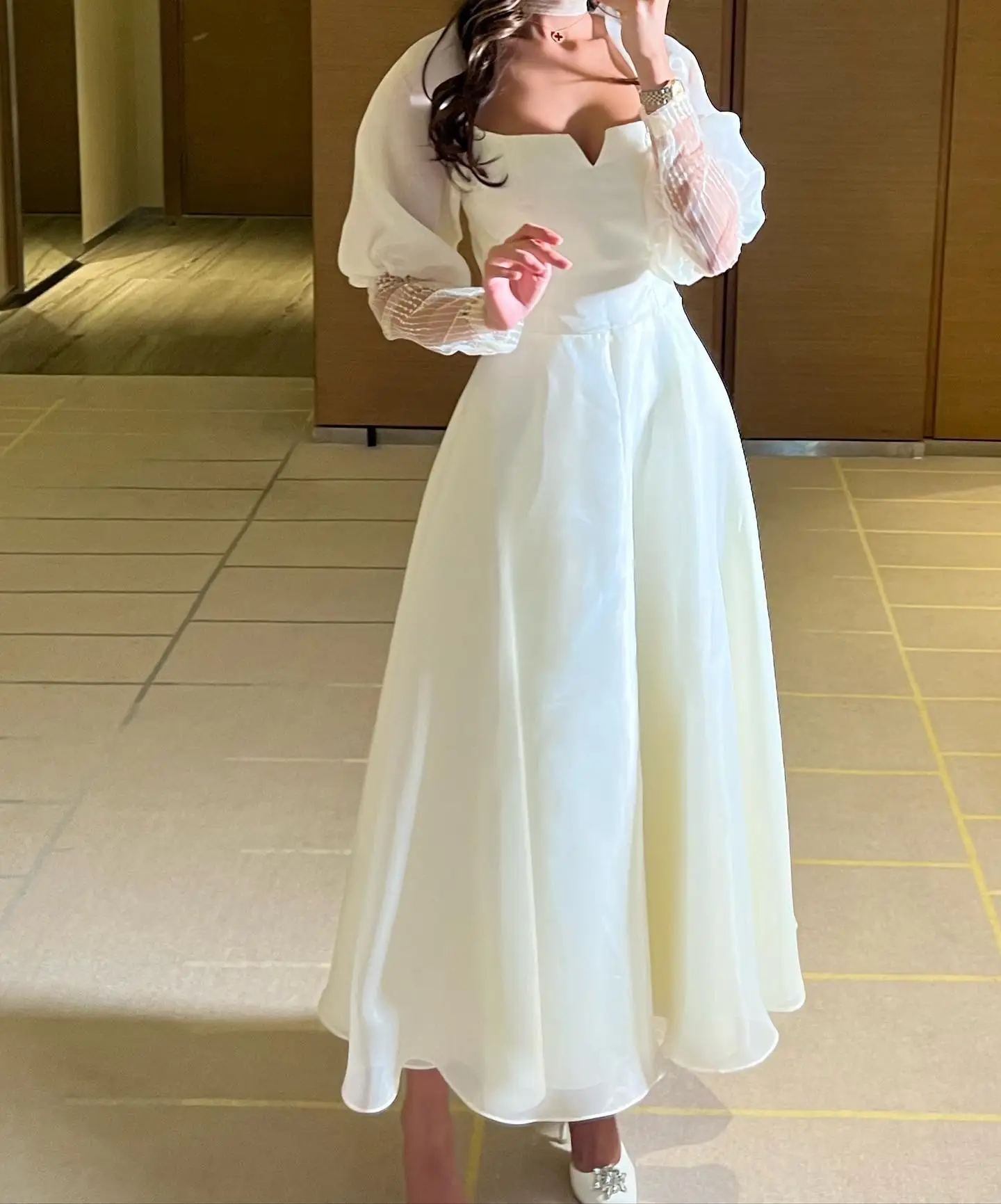 Customized Classic Strapless Halter Organza Evening Dresses Graceful Long Sleeves Pleats White Vestido De Festa Vestid
Customized Classic Strapless Halter Organza Evening Dresses Graceful Long Sleeves Pleats White Vestido De Festa Vestid