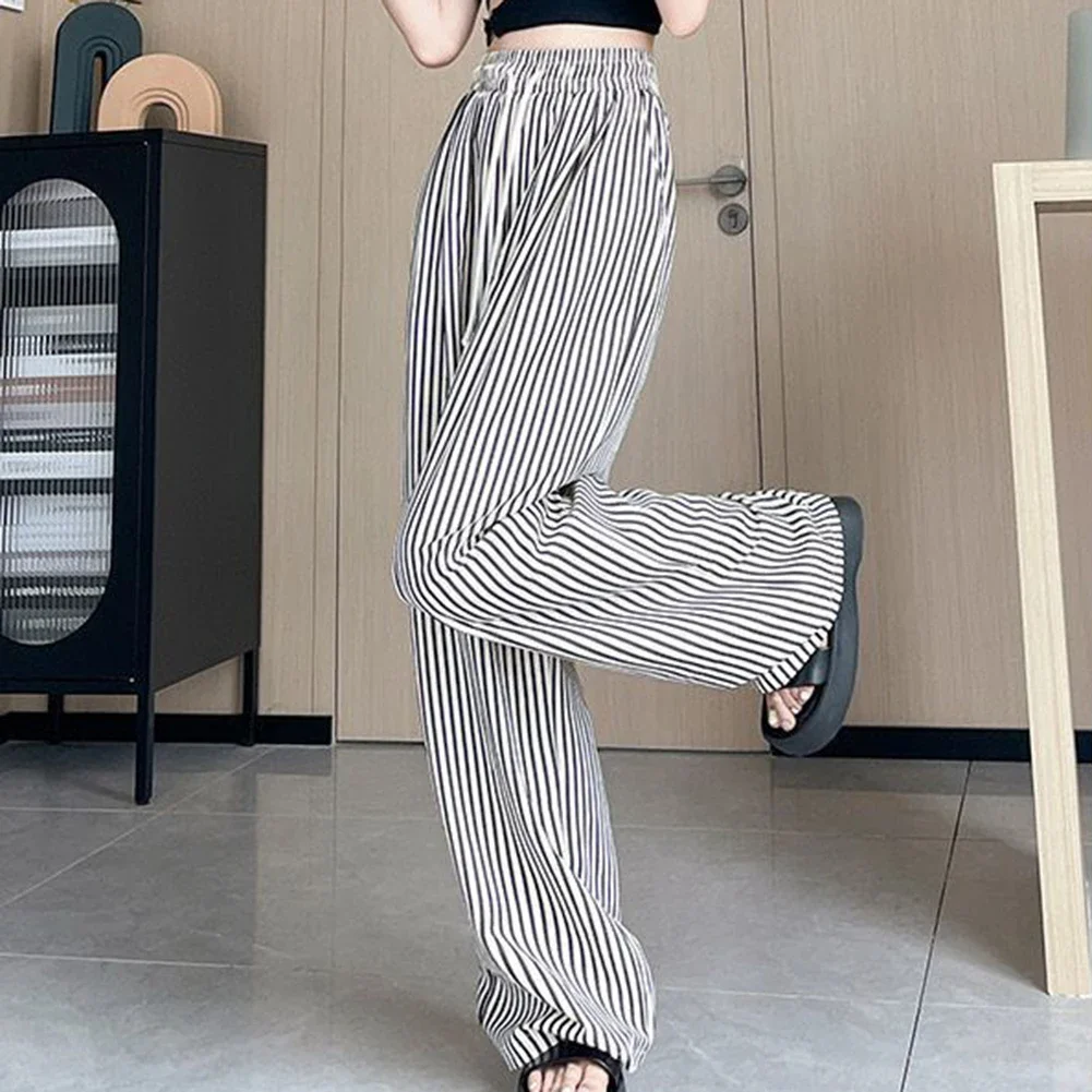 Stylish High Waist Women's Pants in Striped Design with Drawstring Feature Suitable for Spring and Summer Wear
Stylish High Waist Women's Pants in Striped Design with Drawstring Feature Suitable for Spring and Summer Wear