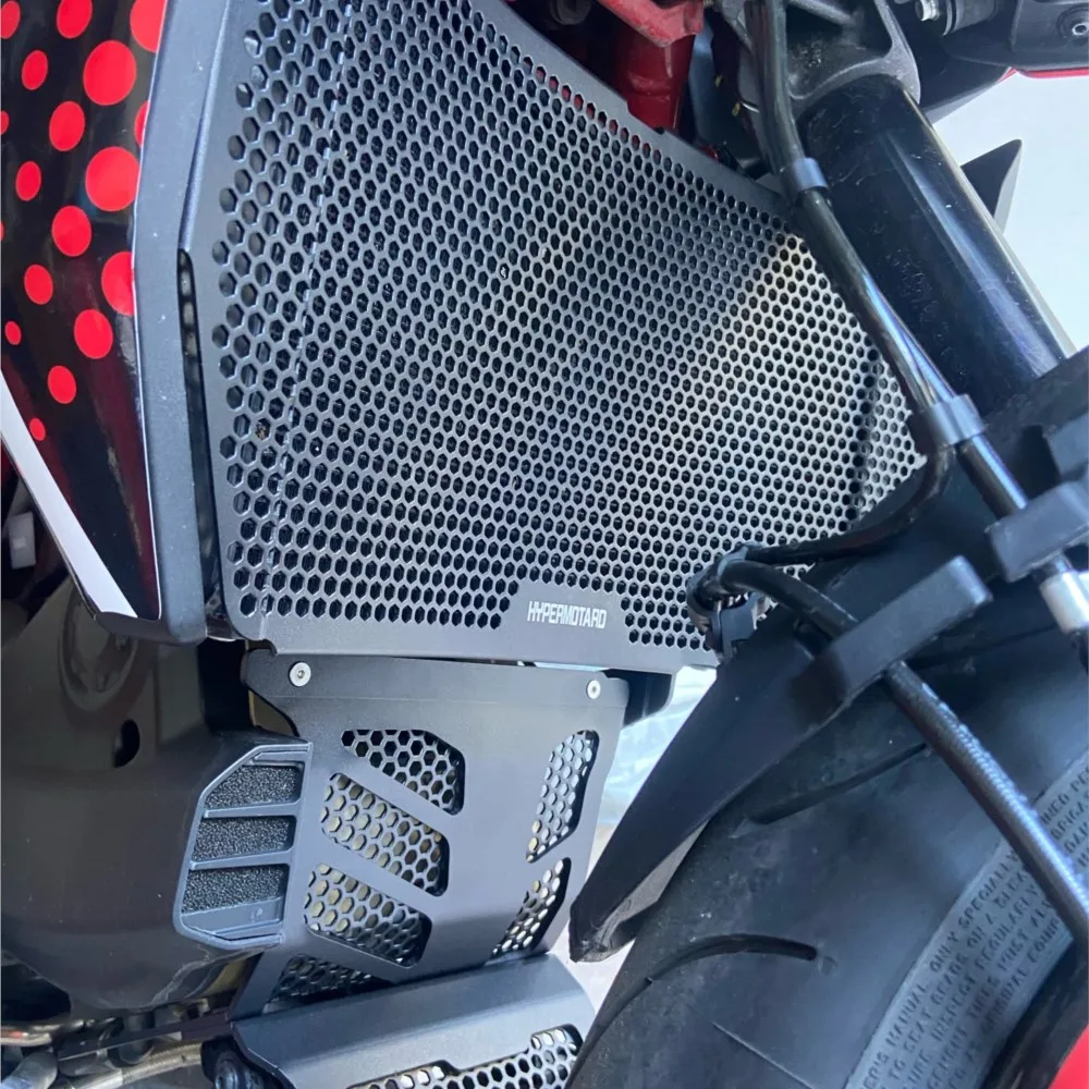 For Ducati Hypermotard 950 SP RVE 2019 2020 2021 2022 2023 2024 Radiator Grille Guard Cover Oil Cooler Guard Engine Guard
For Ducati Hypermotard 950 SP RVE 2019 2020 2021 2022 2023 2024 Radiator Grille Guard Cover Oil Cooler Guard Engine Guard