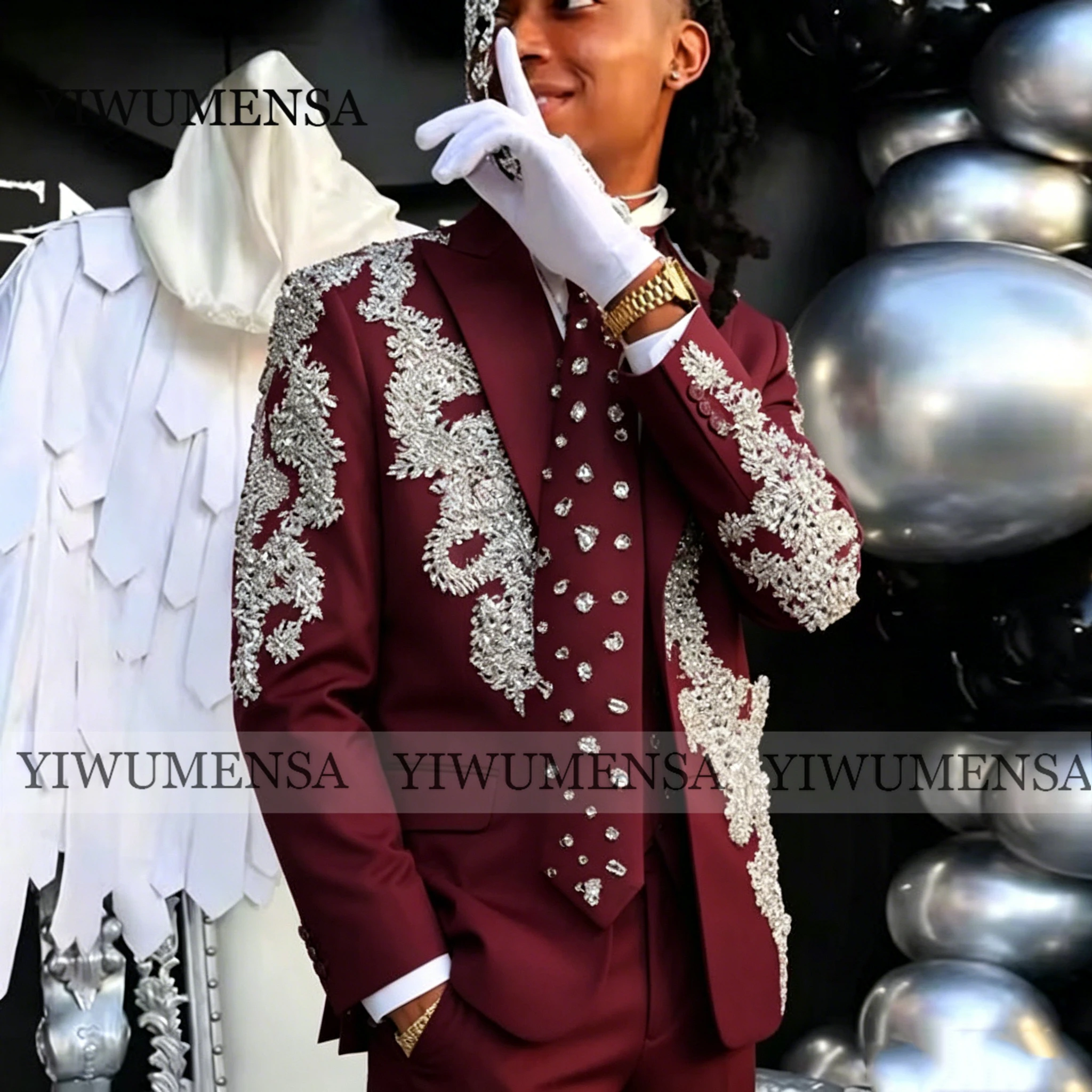 Luxury Men's Suit Crystals Diamond Stone Customized Groom Party Jacketg Pants 2 Pieces Wedding Tuxedos Slim Fit Costume Homme
Luxury Men's Suit Crystals Diamond Stone Customized Groom Party Jacketg Pants 2 Pieces Wedding Tuxedos Slim Fit Costume Homme