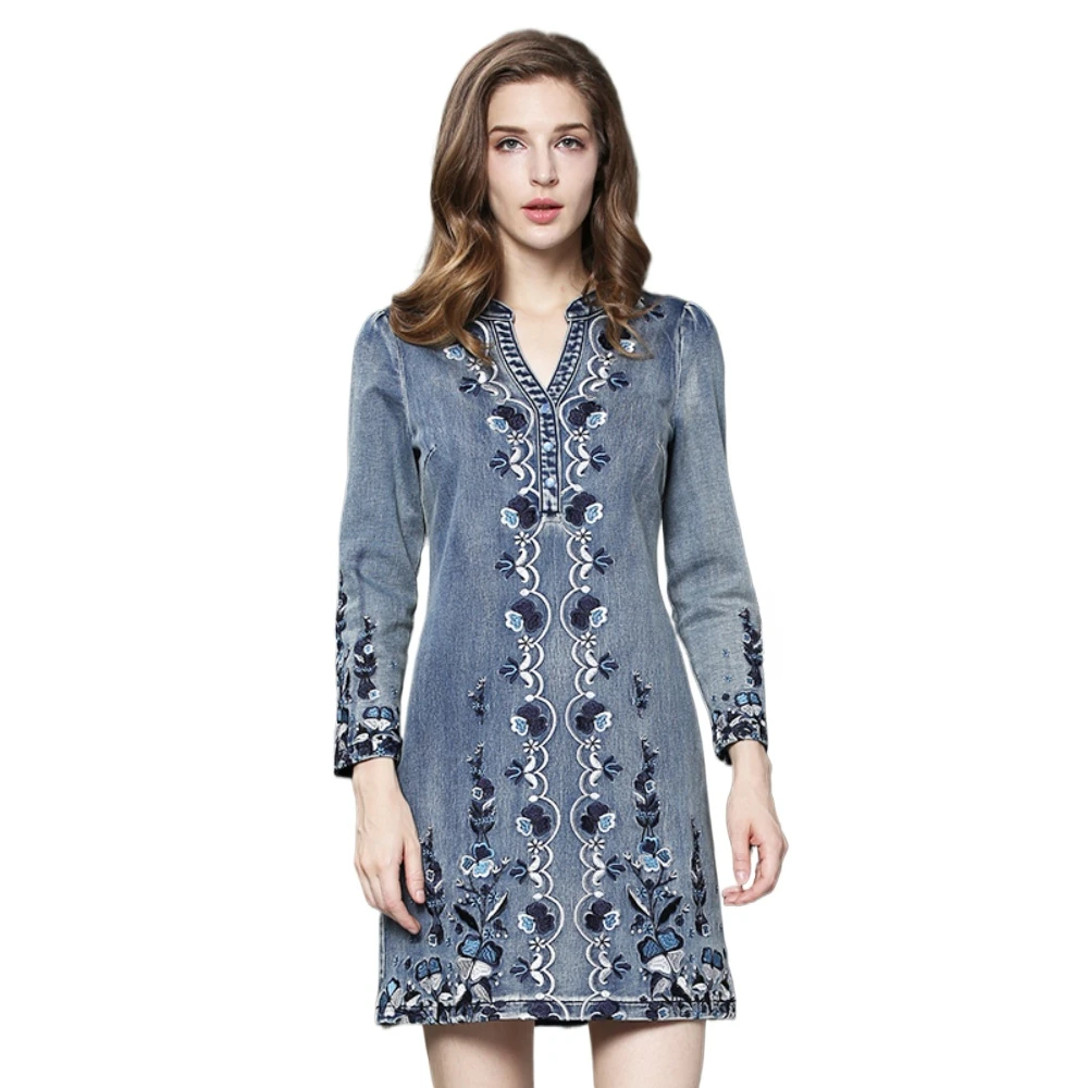 Spring 2025 New Elegant Floral Embroidery Denim Dresses Vintage V-Neck Long Sleeve Women’s Summer Dresses Soft Cotton Mini Dress
Spring 2025 New Elegant Floral Embroidery Denim Dresses Vintage V-Neck Long Sleeve Women’s Summer Dresses Soft Cotton Mini Dress