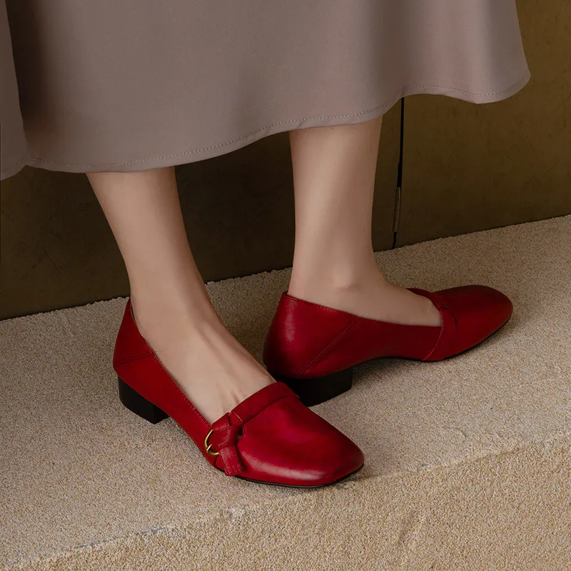 Fashion Women Shoes Retro Luxury Genuine Leather Low Heels for Woman Exquisite Shallow Casual Shoes Designer Shoes Zapatos Mujer
Fashion Women Shoes Retro Luxury Genuine Leather Low Heels for Woman Exquisite Shallow Casual Shoes Designer Shoes Zapatos Mujer