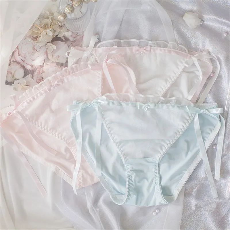Ultra Soft Milk Silk Lace Patchwork Bow Tie Sexy Briefs Low Waist Pure Color Japanese Style And Sweet Underwear
Ultra Soft Milk Silk Lace Patchwork Bow Tie Sexy Briefs Low Waist Pure Color Japanese Style And Sweet Underwear