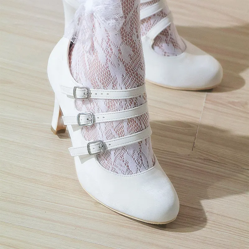 Lolita Style Pointed Toe Patent Leather Mary Jane Shoes Women 8CM High Heel Triple Buckle Straps Party Dress Pumps Party Shoes
Lolita Style Pointed Toe Patent Leather Mary Jane Shoes Women 8CM High Heel Triple Buckle Straps Party Dress Pumps Party Shoes