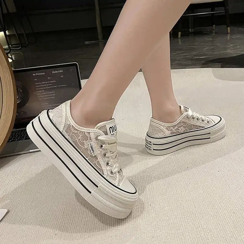 Autumn-spring Rubber Sole Luxury Brand Shoes Women Basketball Golf Training Women Summer Sneakers Sports Styling Sneakeres
Autumn-spring Rubber Sole Luxury Brand Shoes Women Basketball Golf Training Women Summer Sneakers Sports Styling Sneakeres