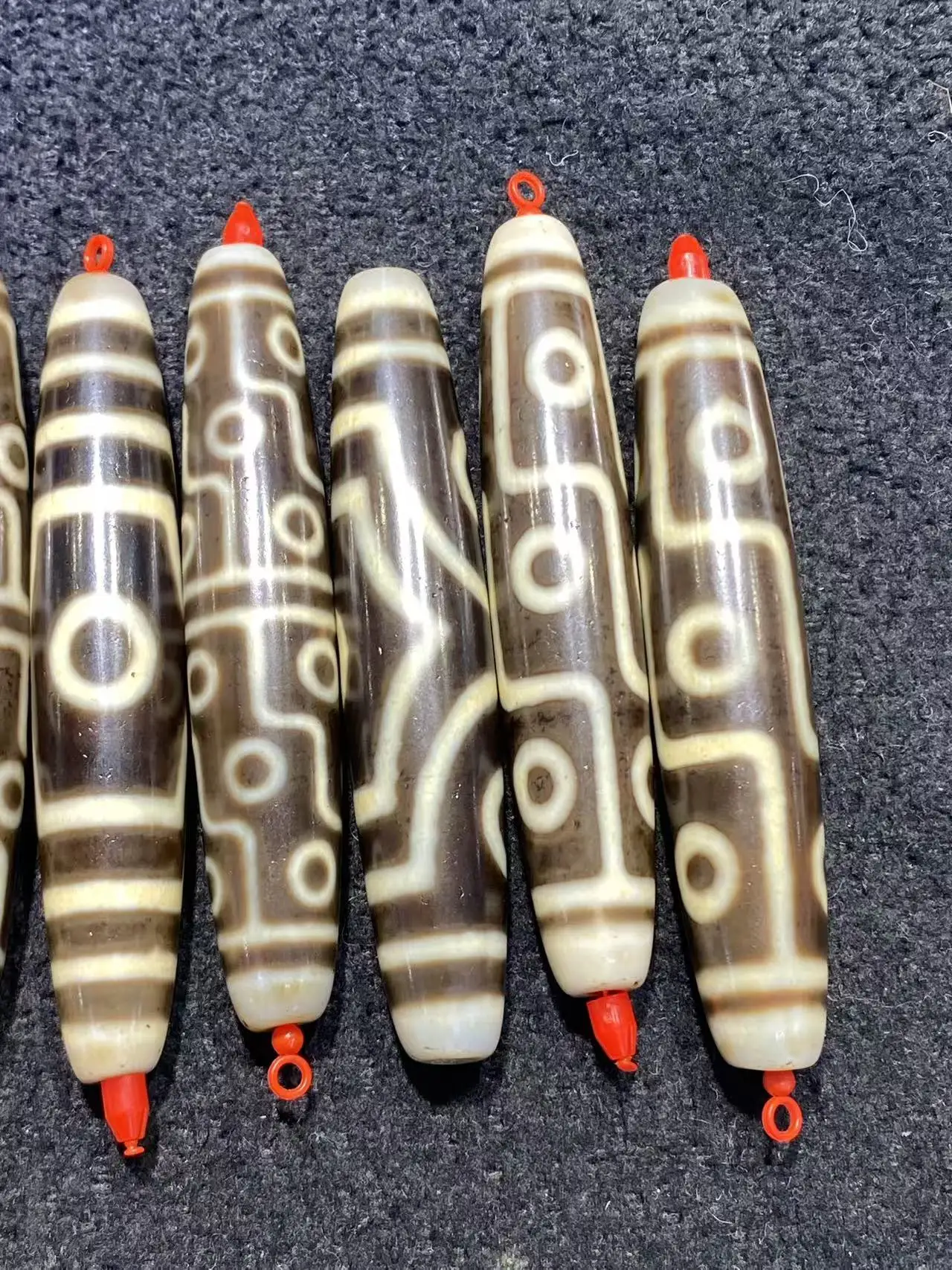 1 шт./лот, тайваньское мастерство, 70-80 мм, желтоватый многогранный агатовый бусин Дзи с патиной, крупный размер, для браслетов и ожерелий
1 шт./лот, тайваньское мастерство, 70-80 мм, желтоватый многогранный агатовый бусин Дзи с патиной, крупный размер, для браслетов и ожерелий