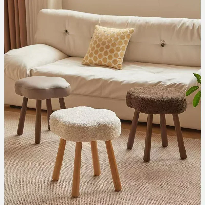 Creative Cloud Makeup Bench Lamb Fleece Dressing Stool Makeup Chairs Home Cute Vanity Chair Light Luxury
Creative Cloud Makeup Bench Lamb Fleece Dressing Stool Makeup Chairs Home Cute Vanity Chair Light Luxury