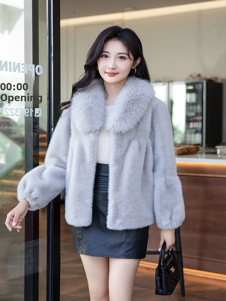 Fashionable Short Gold Mink Velvet Fur Coat with Fur Collar Integrated Leather And Fur Women's Top Warm Casual Style Pure Color
Fashionable Short Gold Mink Velvet Fur Coat with Fur Collar Integrated Leather And Fur Women's Top Warm Casual Style Pure Color
