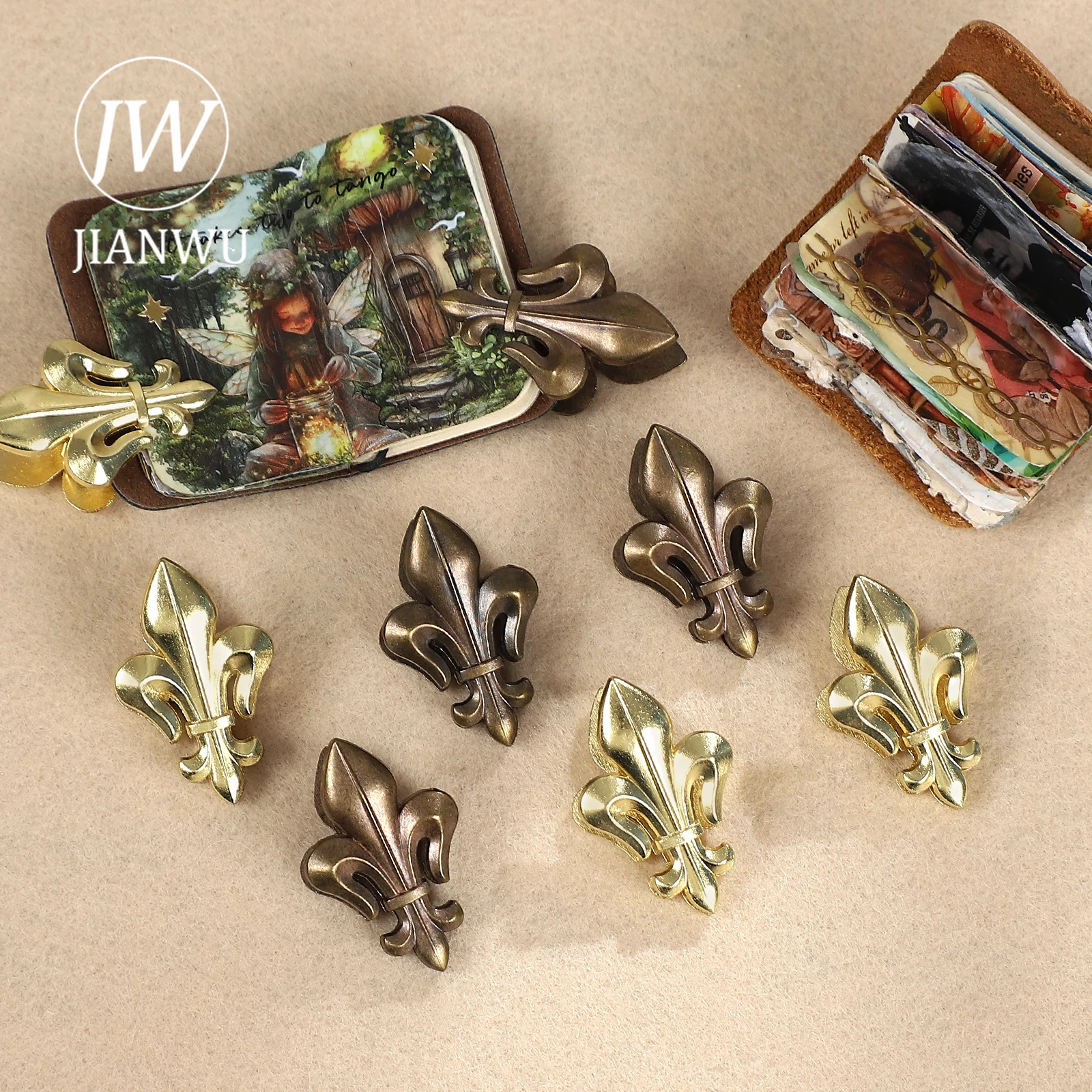 JIANWU 2 Pcs/set Vintage Iris Flower Shape Alloy Material Collage Folder Paper Clip Creative Journal Student Supplies Stationery
JIANWU 2 Pcs/set Vintage Iris Flower Shape Alloy Material Collage Folder Paper Clip Creative Journal Student Supplies Stationery