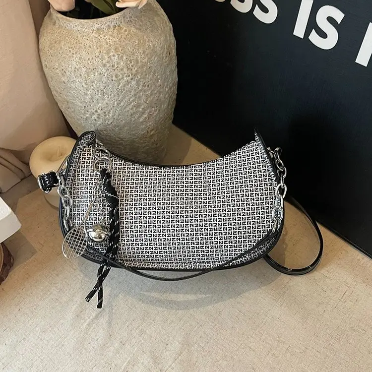 European Style Checkerboard Shoulder Bag 2025 New Women's Light Luxury Small Crossbody, Foldable Purse for Office/Travel/Beach
European Style Checkerboard Shoulder Bag 2025 New Women's Light Luxury Small Crossbody, Foldable Purse for Office/Travel/Beach