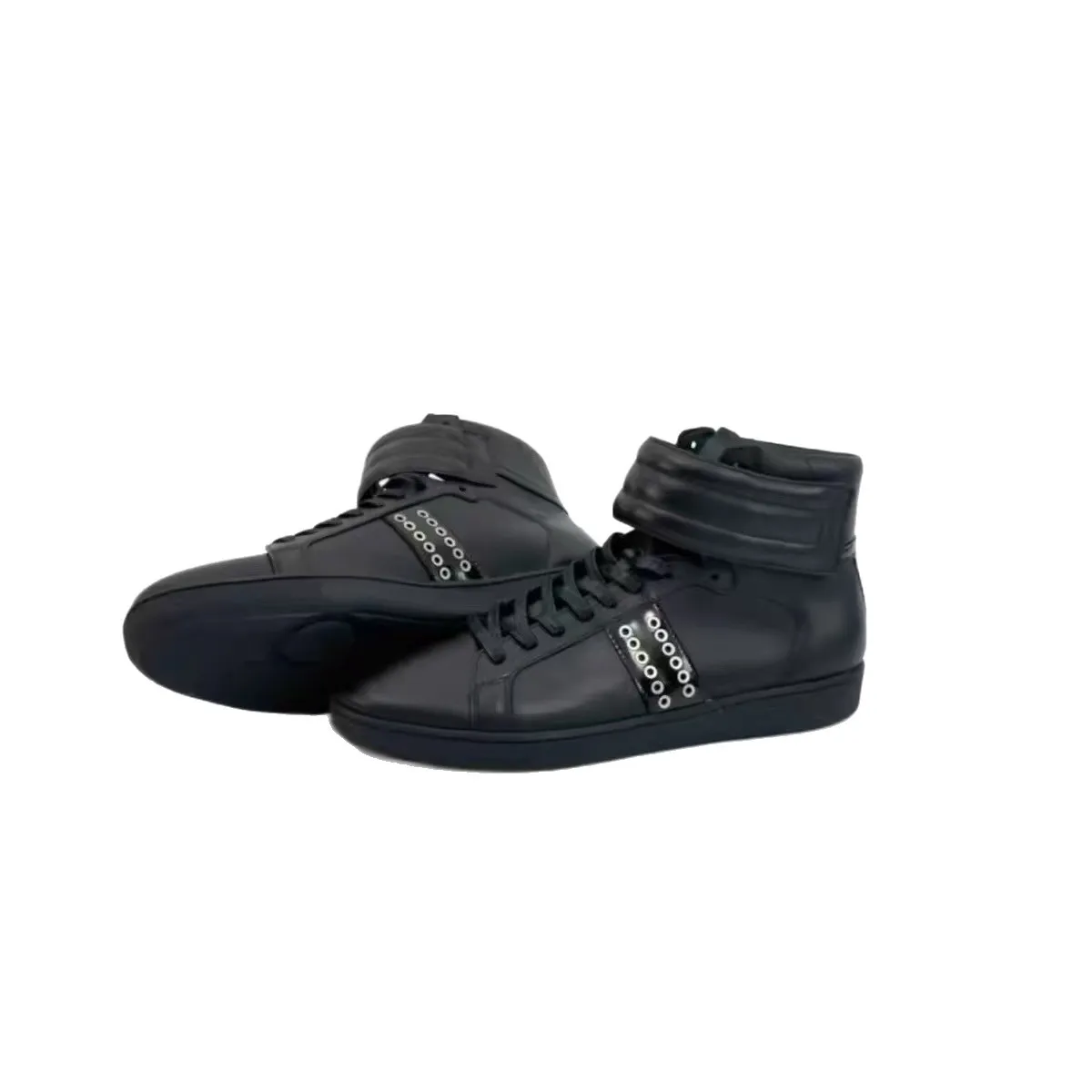 2026 new first-layer cowhide men's high-top shoes retro rivet thin-soled casual commuter shoes
2026 new first-layer cowhide men's high-top shoes retro rivet thin-soled casual commuter shoes