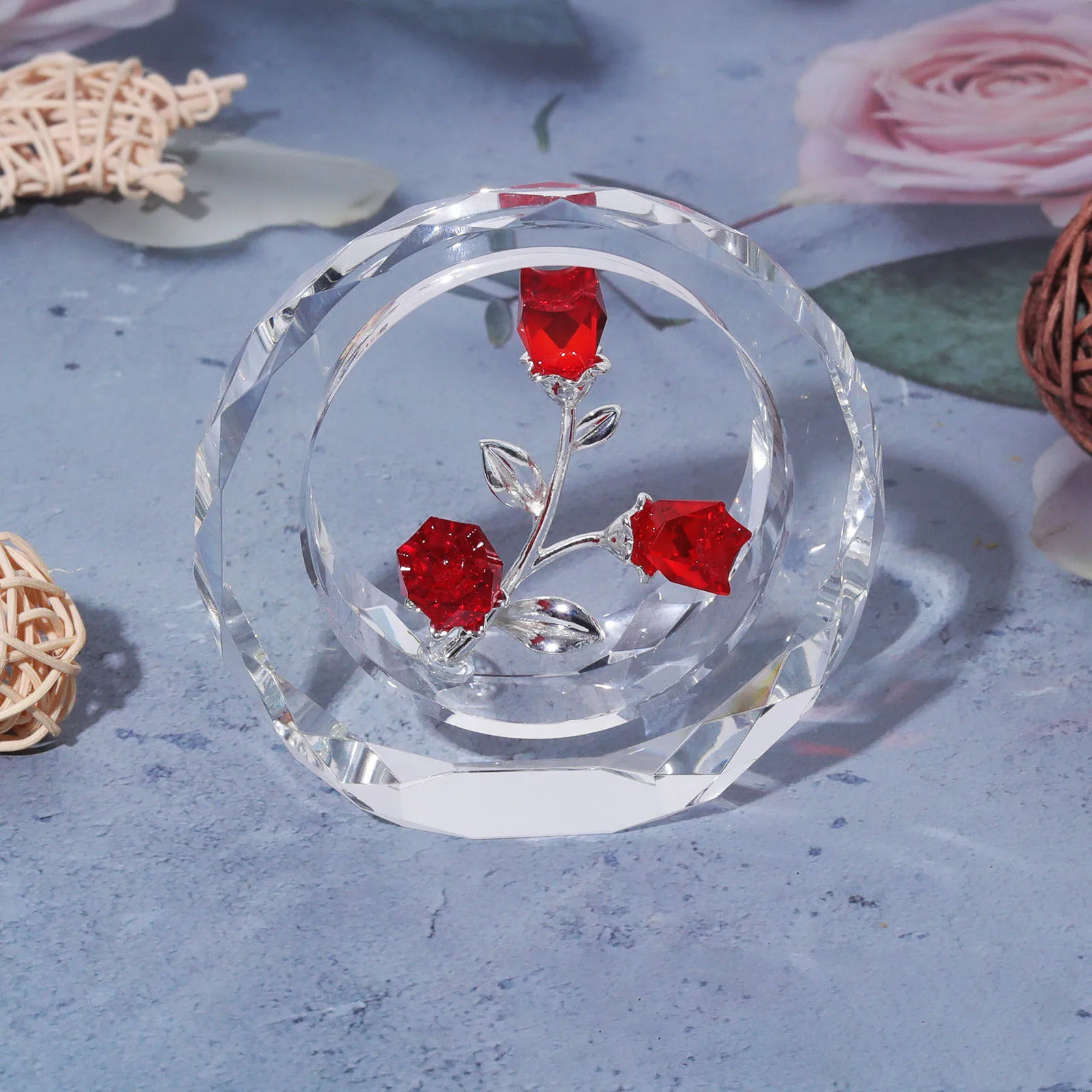 Crystal Red Rose Bouquet Statue Collection Gift Desktop Decoration Romantic Gift Valentine's Day Gift for Friends/Girls/Women
Crystal Red Rose Bouquet Statue Collection Gift Desktop Decoration Romantic Gift Valentine's Day Gift for Friends/Girls/Women