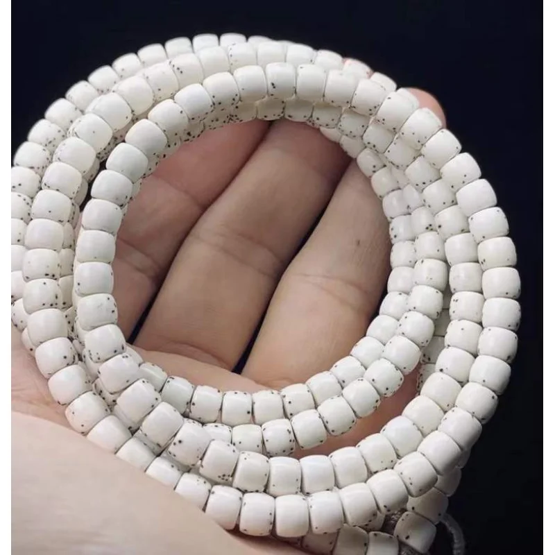 Genuine Goods Hainan Ecological Large White Xingyue Bodhi Graduation Beads Bracelet Straight Cut Old Necklace
Genuine Goods Hainan Ecological Large White Xingyue Bodhi Graduation Beads Bracelet Straight Cut Old Necklace