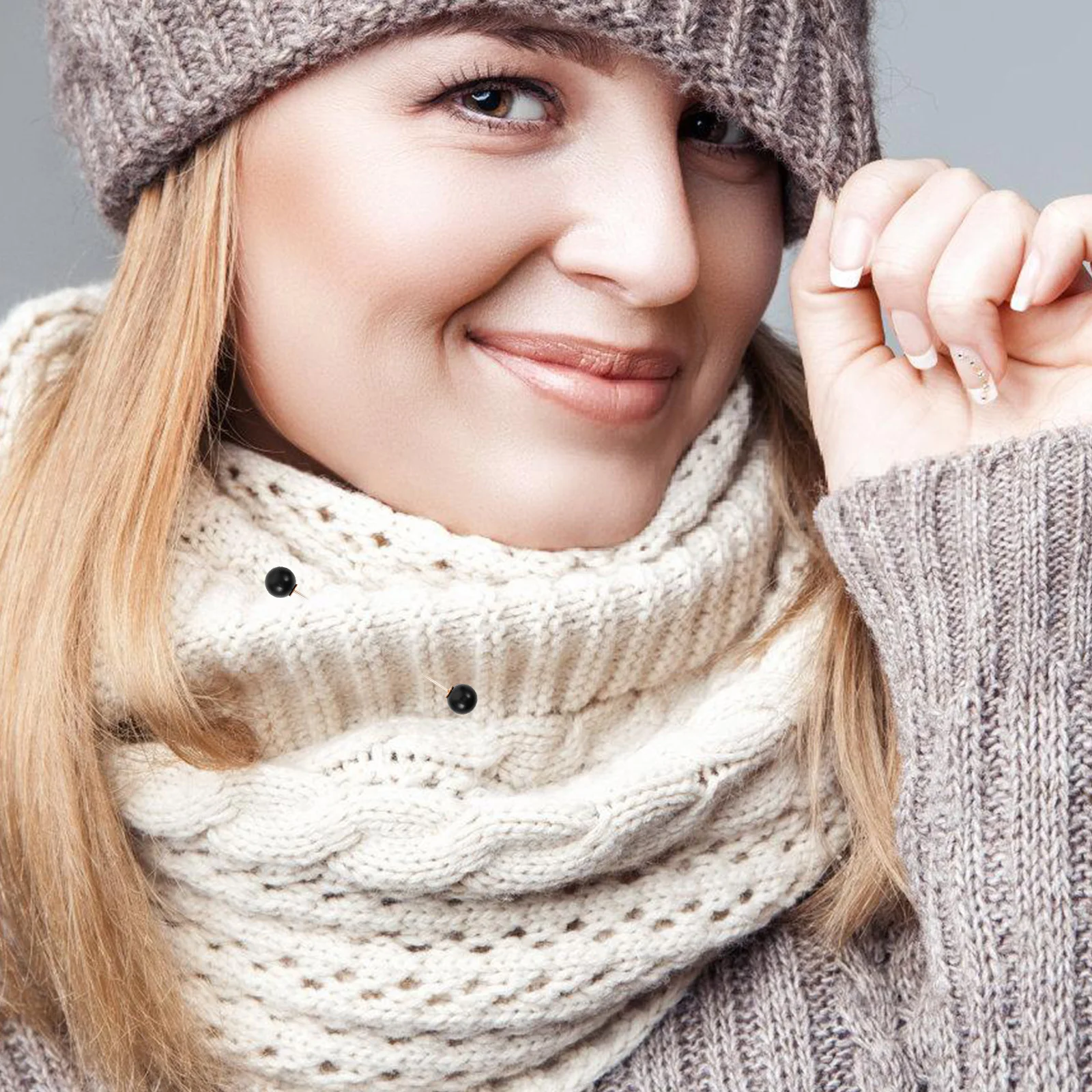 6Pcs Brooch Pins Set Waist Cinch Rhinestone Pearl Shawl Clips Decorative Pins for Women Dress Sweater Accessories
6Pcs Brooch Pins Set Waist Cinch Rhinestone Pearl Shawl Clips Decorative Pins for Women Dress Sweater Accessories