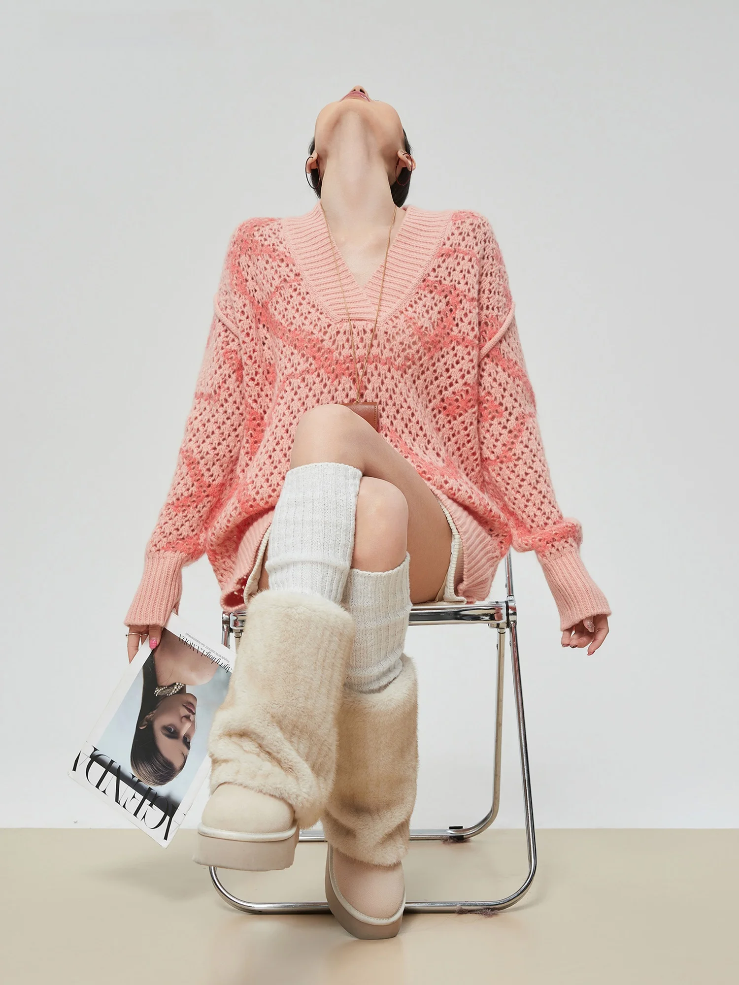 Retro Pink Hollow out Design V-Ne Pullover Knitwear Loose Fit Lazy Sle Women's Top Comfortable Warmth Autumn Winter
Retro Pink Hollow out Design V-Ne Pullover Knitwear Loose Fit Lazy Sle Women's Top Comfortable Warmth Autumn Winter