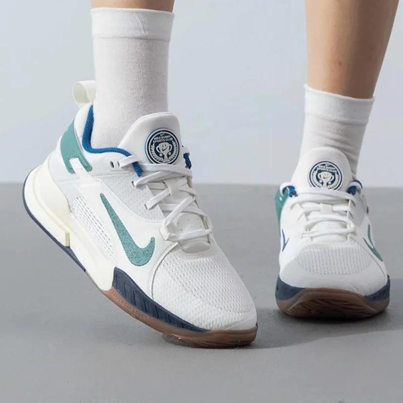Nike big boys women's shoes 2025 new youth sports shoes trend fashion cushioned wear-resistant casual shoes HM3715-131
Nike big boys women's shoes 2025 new youth sports shoes trend fashion cushioned wear-resistant casual shoes HM3715-131