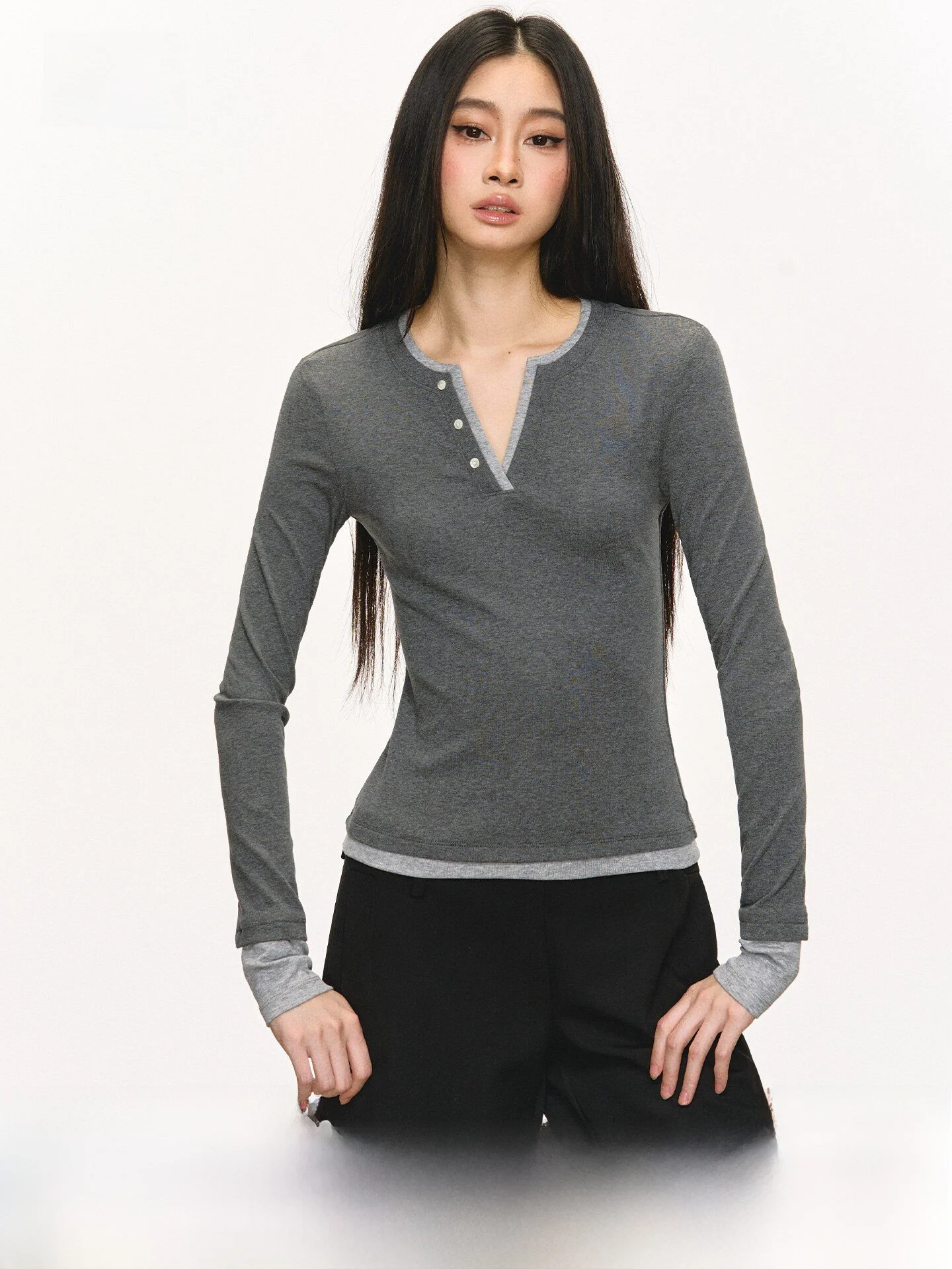 Anna Aneae Color Blo Base irt Women's V-ne Slim Fit ort oulder Long Sve T-irt Trendy Casual Sle Spring 2026
Anna Aneae Color Blo Base irt Women's V-ne Slim Fit ort oulder Long Sve T-irt Trendy Casual Sle Spring 2026