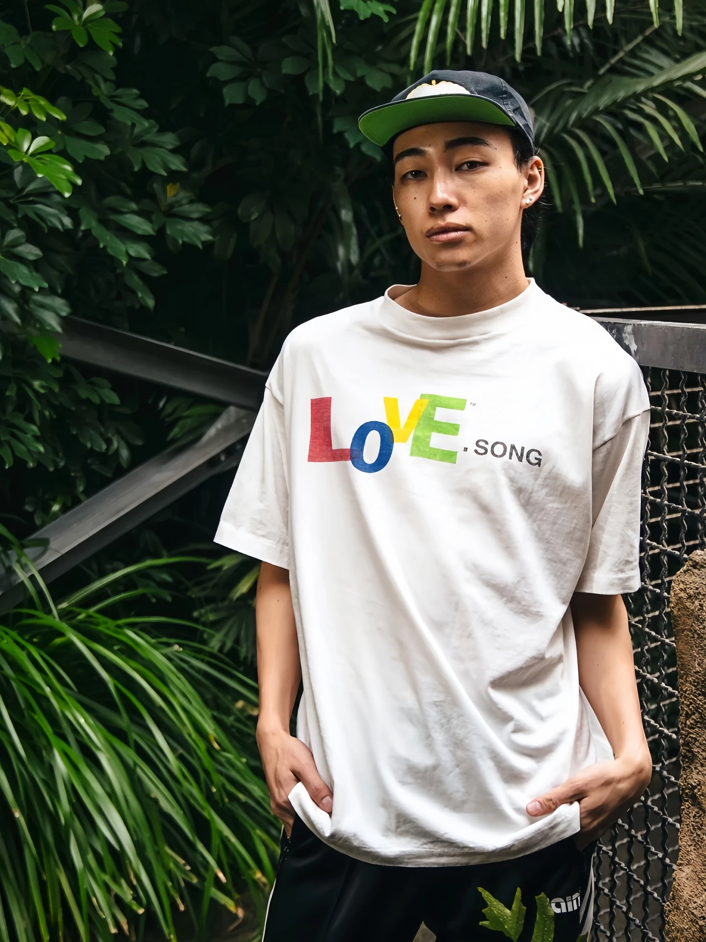 Love Song Couple Vintage Loose Short Sleeve T-Shirt Men's Summer Fashion Cotton round Neck Casual Wear for Youth And Teens
Love Song Couple Vintage Loose Short Sleeve T-Shirt Men's Summer Fashion Cotton round Neck Casual Wear for Youth And Teens