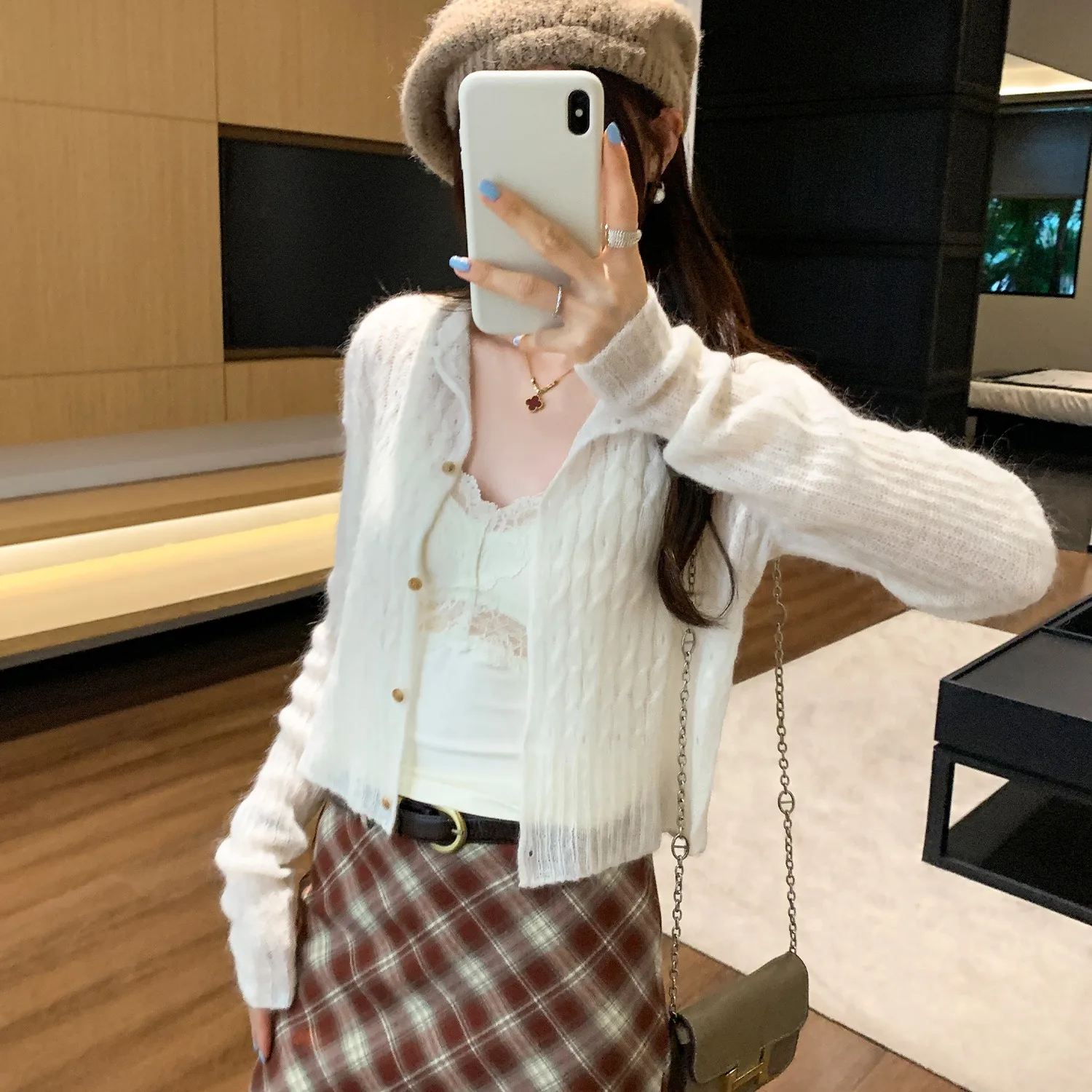 Spring Autumn Korean Style Loose Long Sleeve Knitted Sweater Women's Unique Beautiful Top Open Cardigan Coat Casual Soft Nylon
Spring Autumn Korean Style Loose Long Sleeve Knitted Sweater Women's Unique Beautiful Top Open Cardigan Coat Casual Soft Nylon